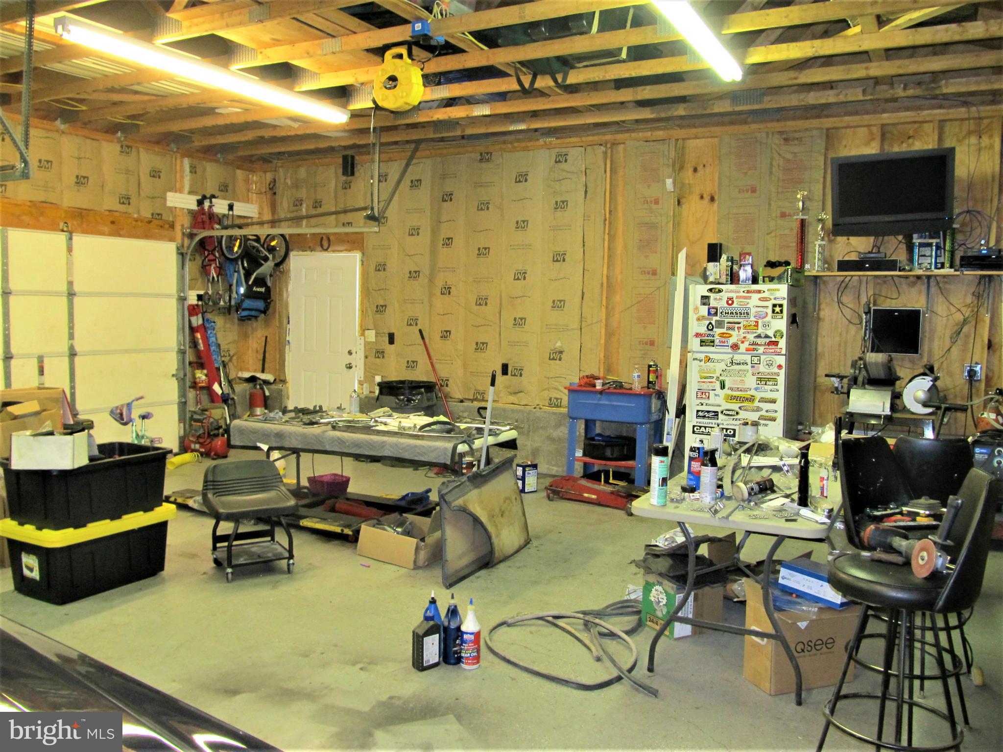 WOODLAWN HEIGHTS - Residential