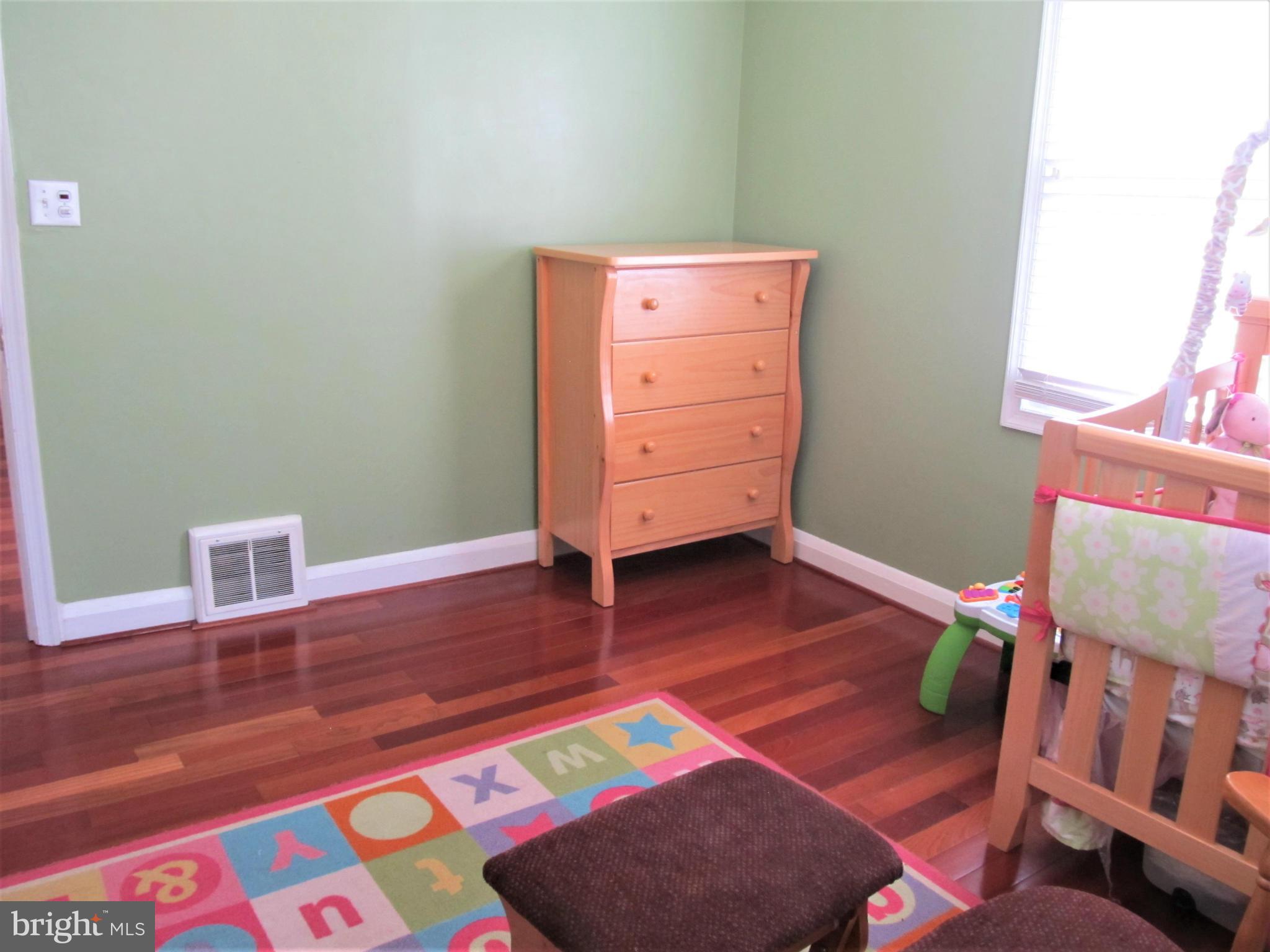 WOODLAWN HEIGHTS - Residential