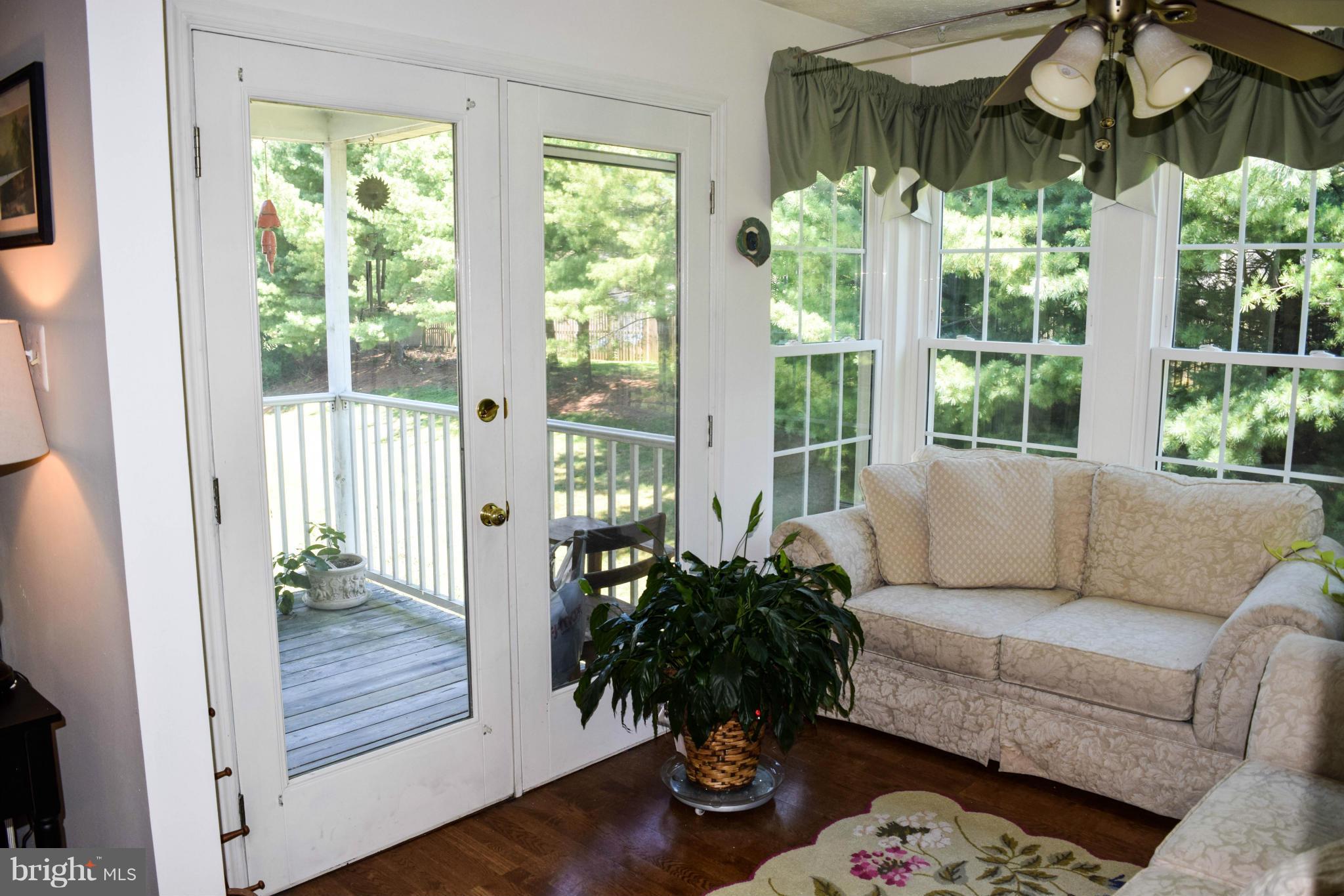 BRENTWOOD CONDO - Residential