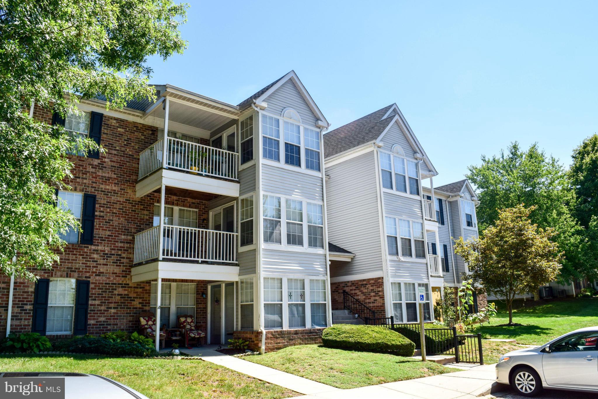 BRENTWOOD CONDO - Residential