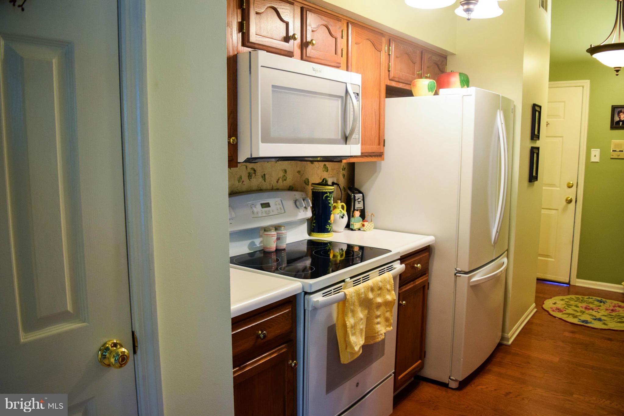 BRENTWOOD CONDO - Residential