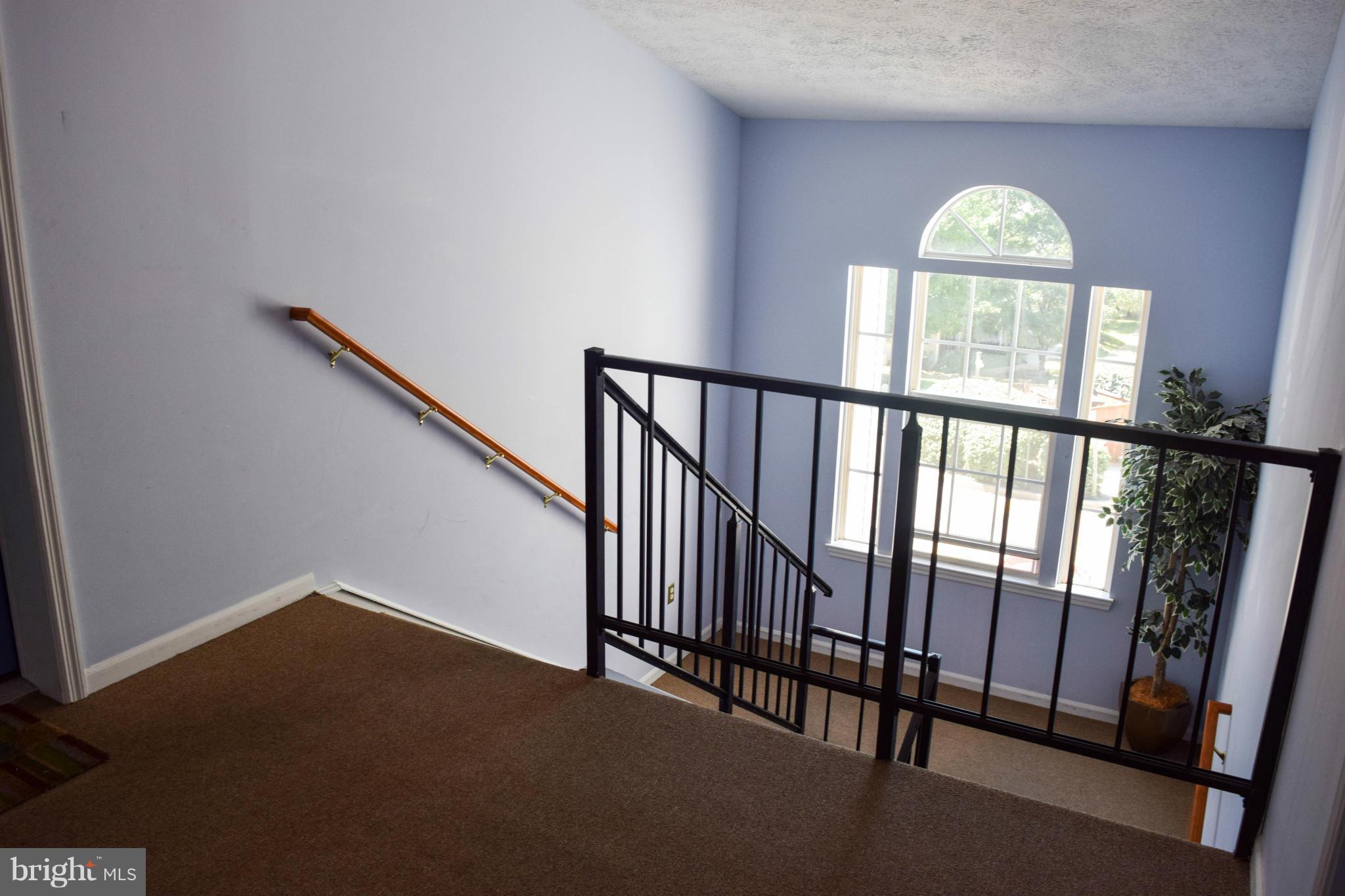 BRENTWOOD CONDO - Residential