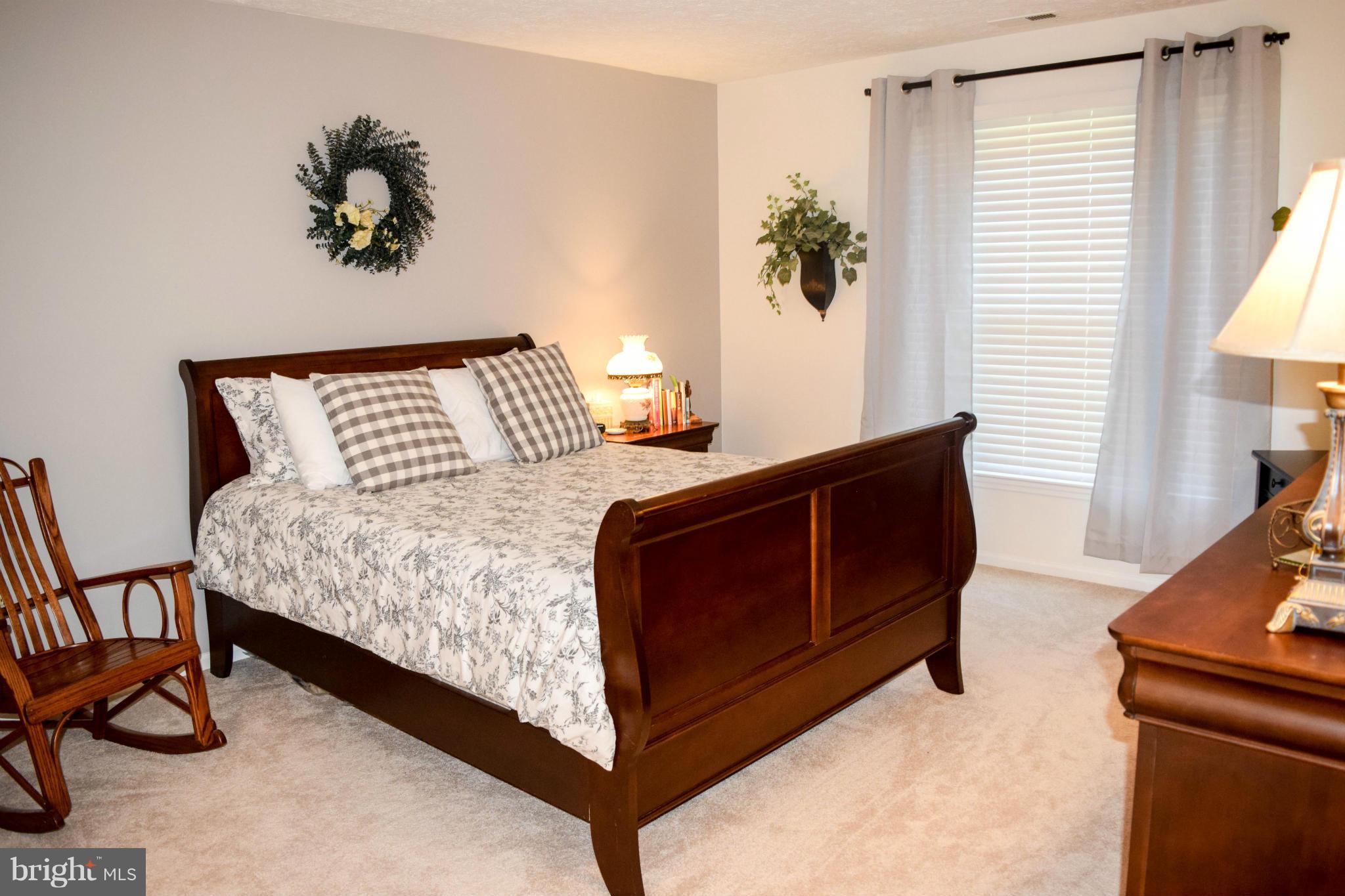 BRENTWOOD CONDO - Residential