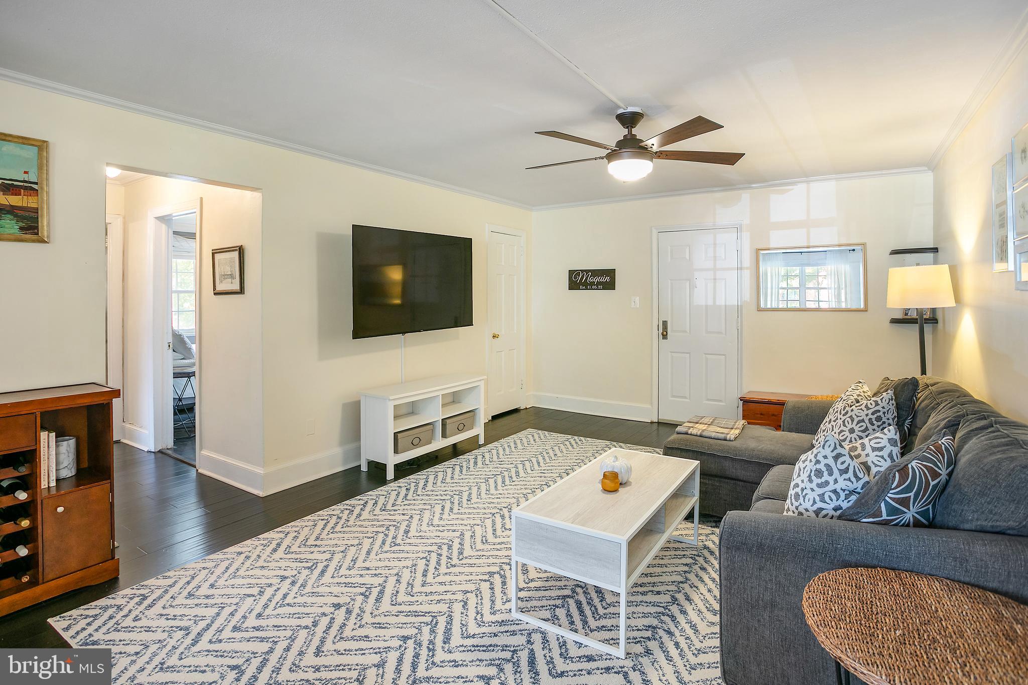 1700 W ABINGDON DRIVE 103