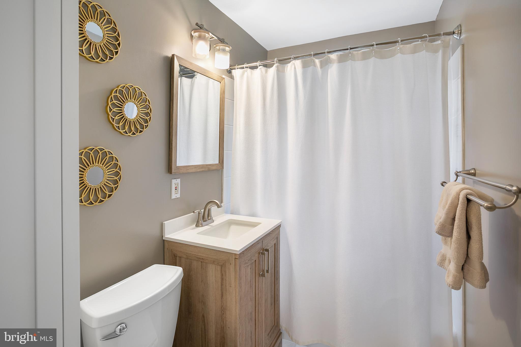 POTOWMACK CROSSING - Residential