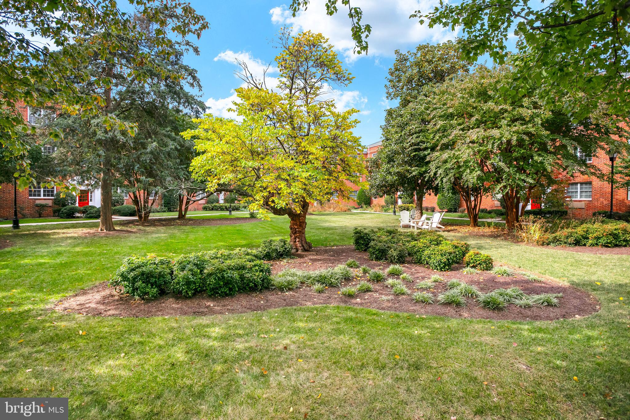 POTOWMACK CROSSING - Residential