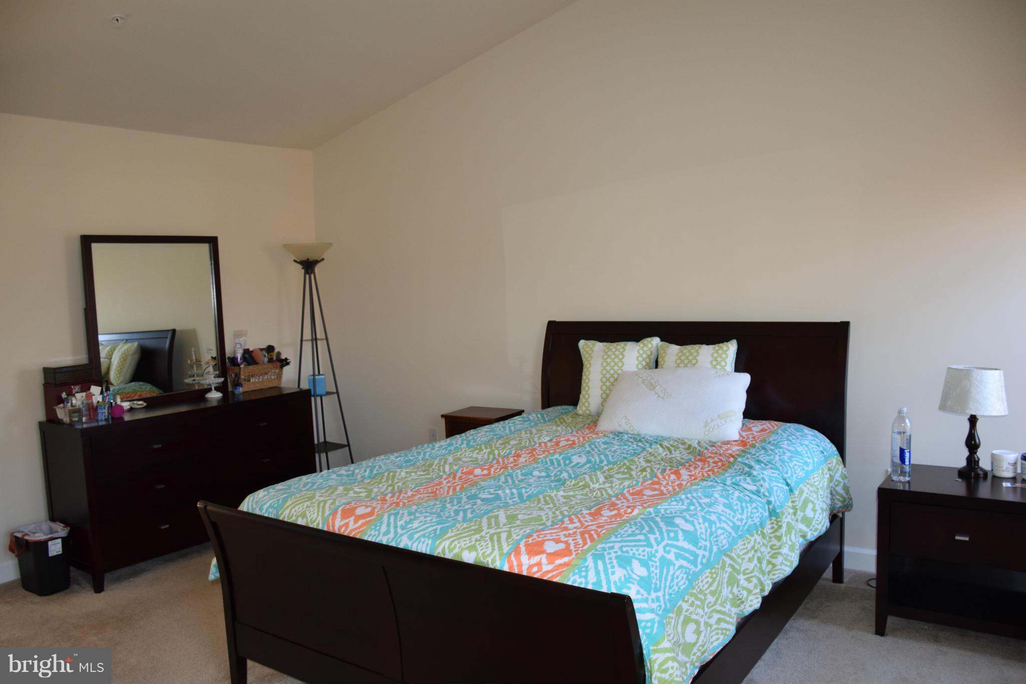 OAK TREE LANDING - Residential Lease