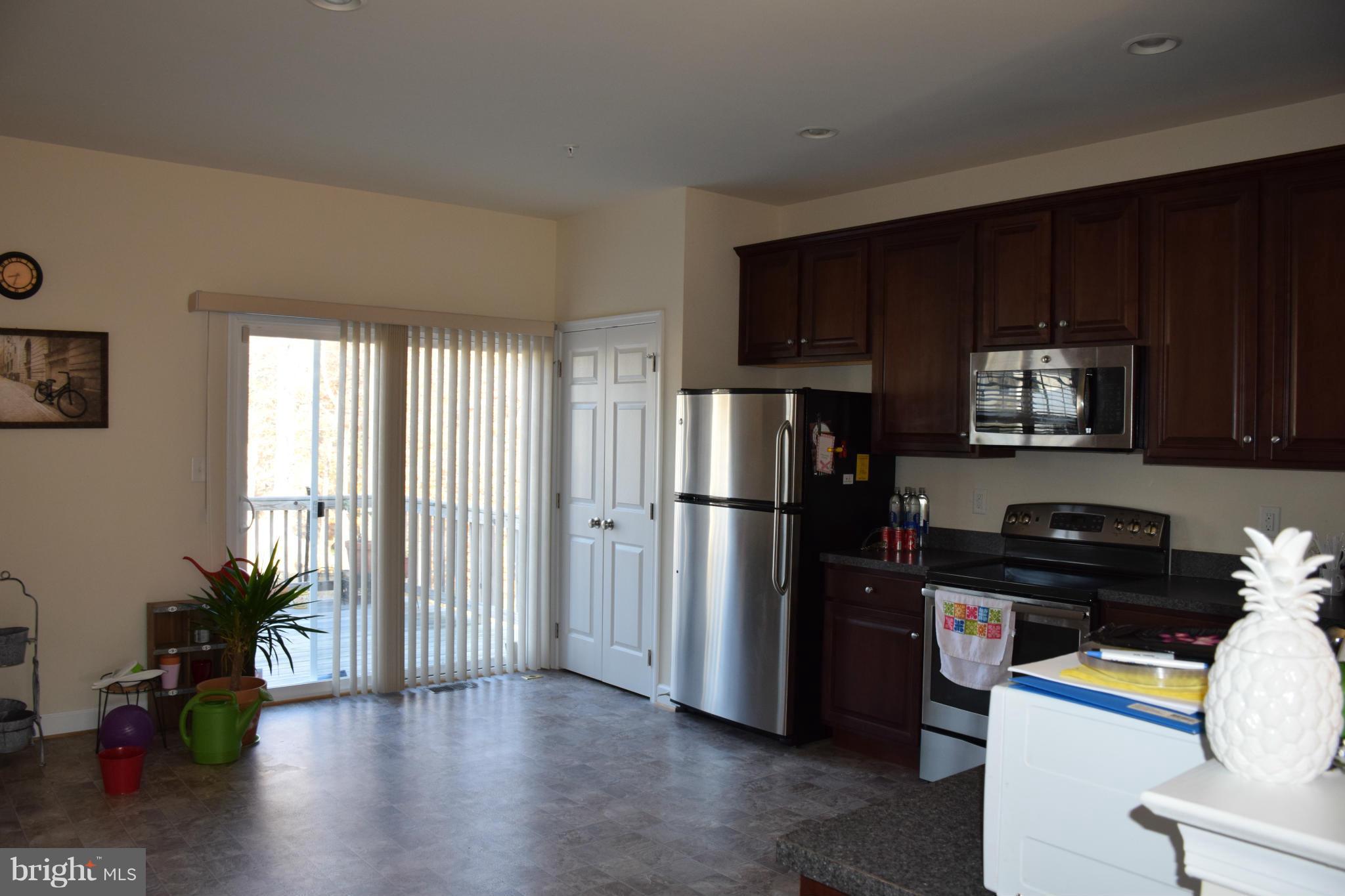 OAK TREE LANDING - Residential Lease