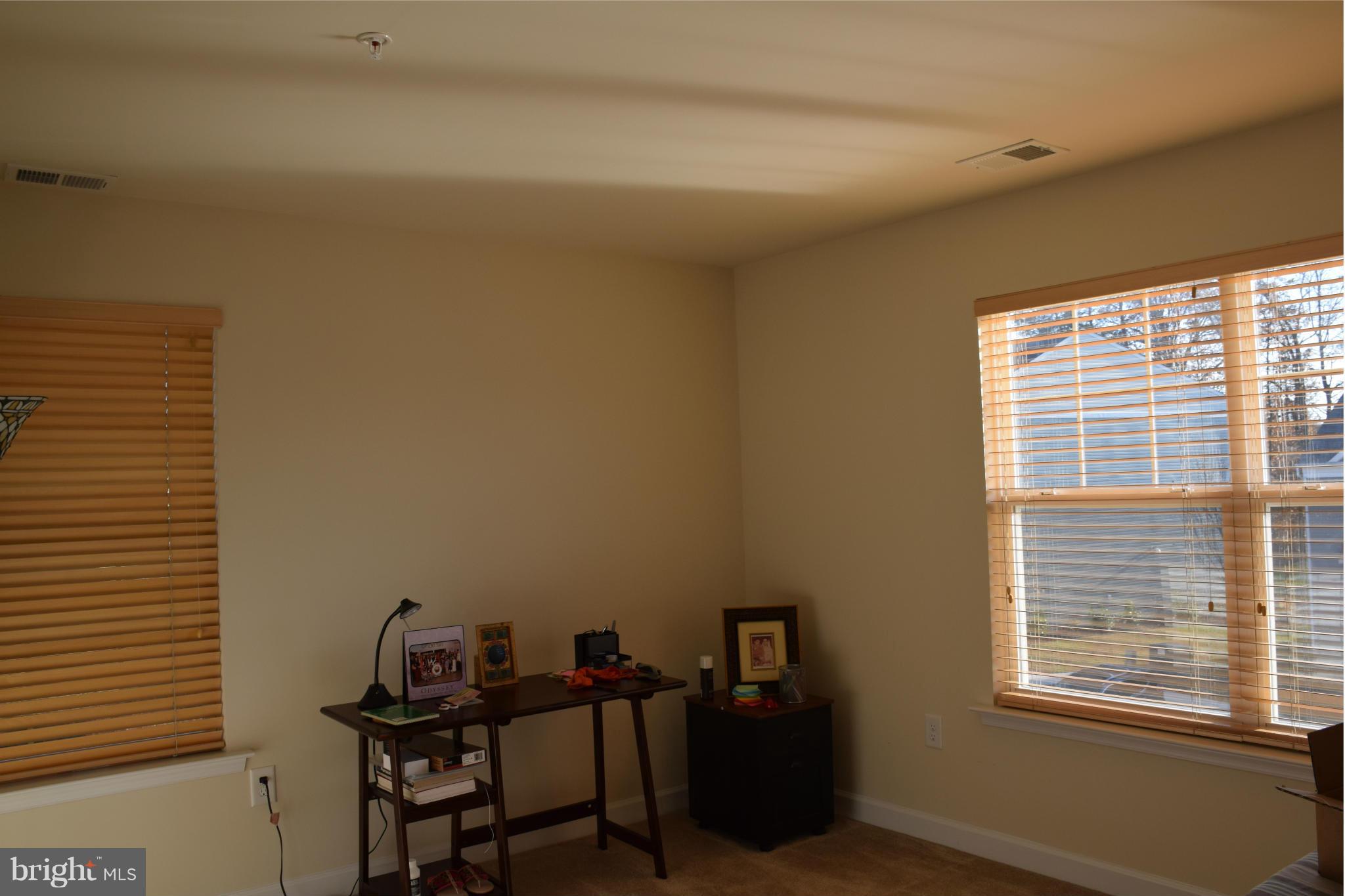 OAK TREE LANDING - Residential Lease