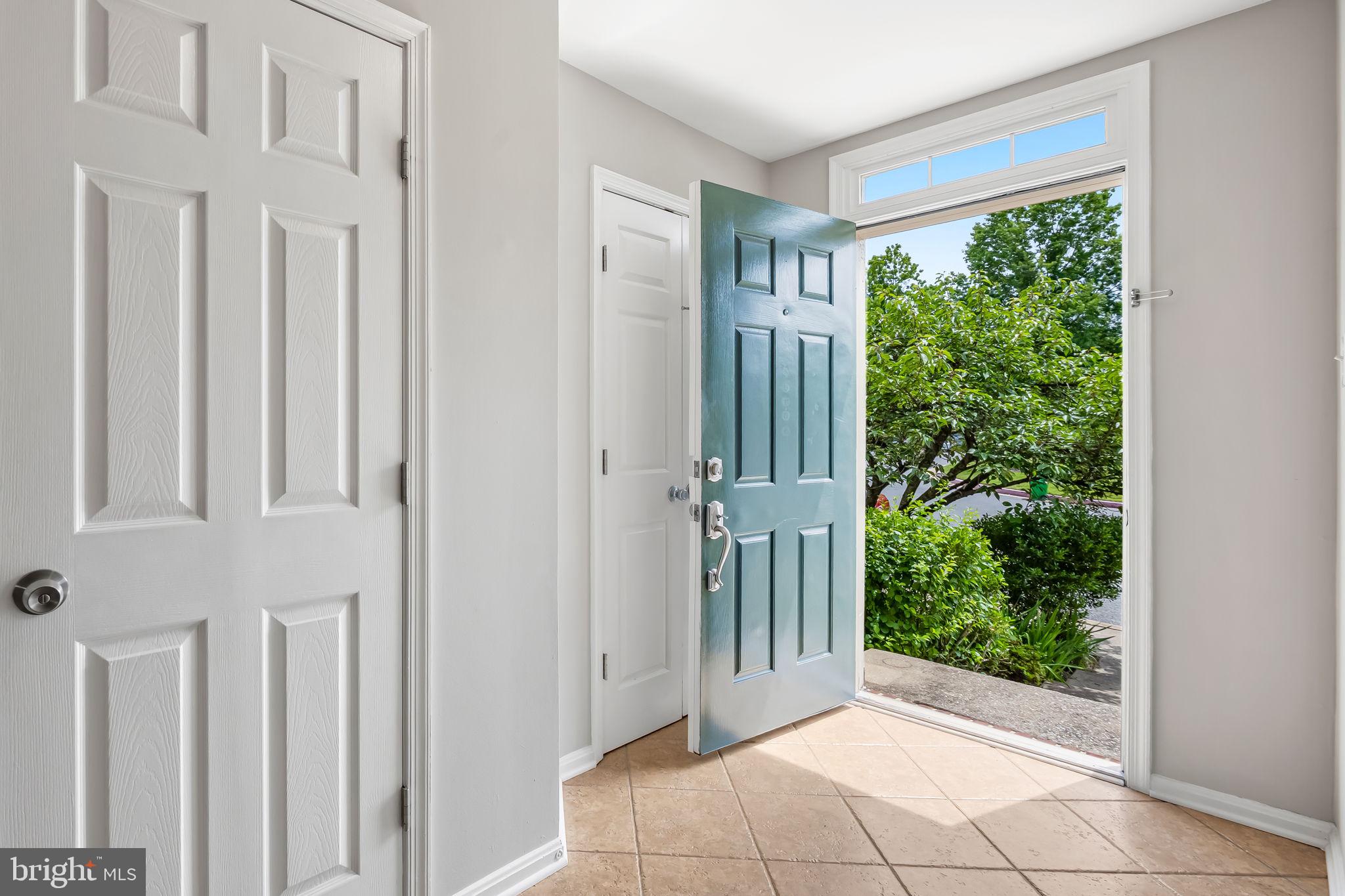 6312 HAMPTON PLACE