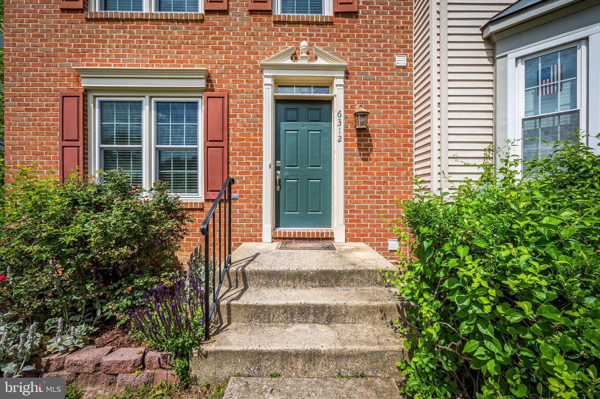 6312 HAMPTON PLACE