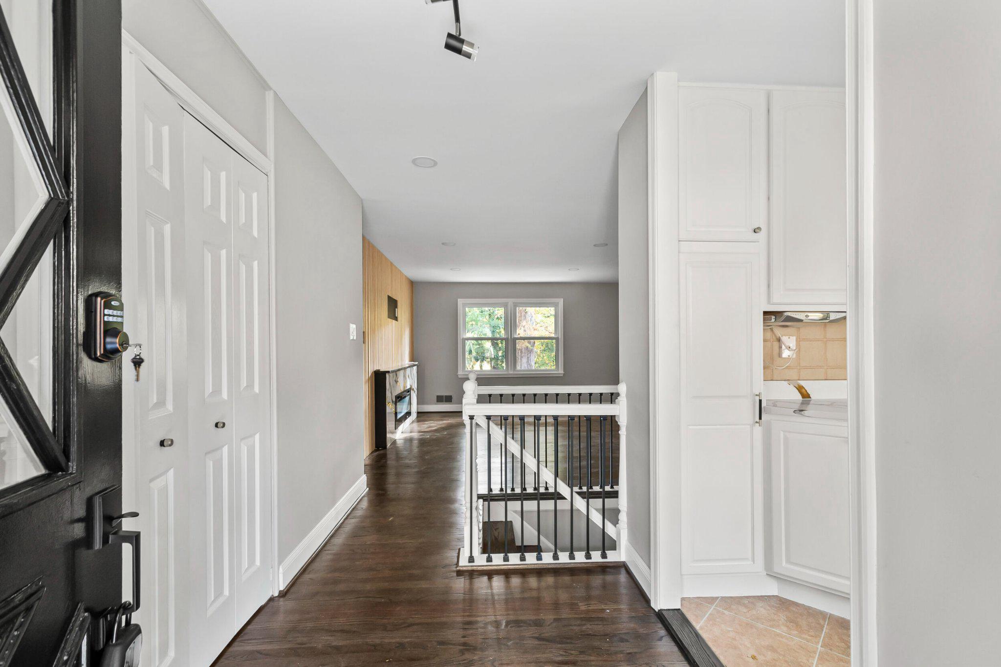 2306 MARLINE COURT