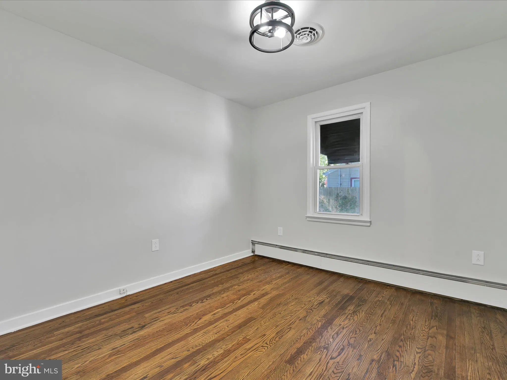 Pottsville, Pennsylvania 17901, United States, 3 Bedrooms Bedrooms, ,1 BathroomBathrooms,Residential,Active,119600