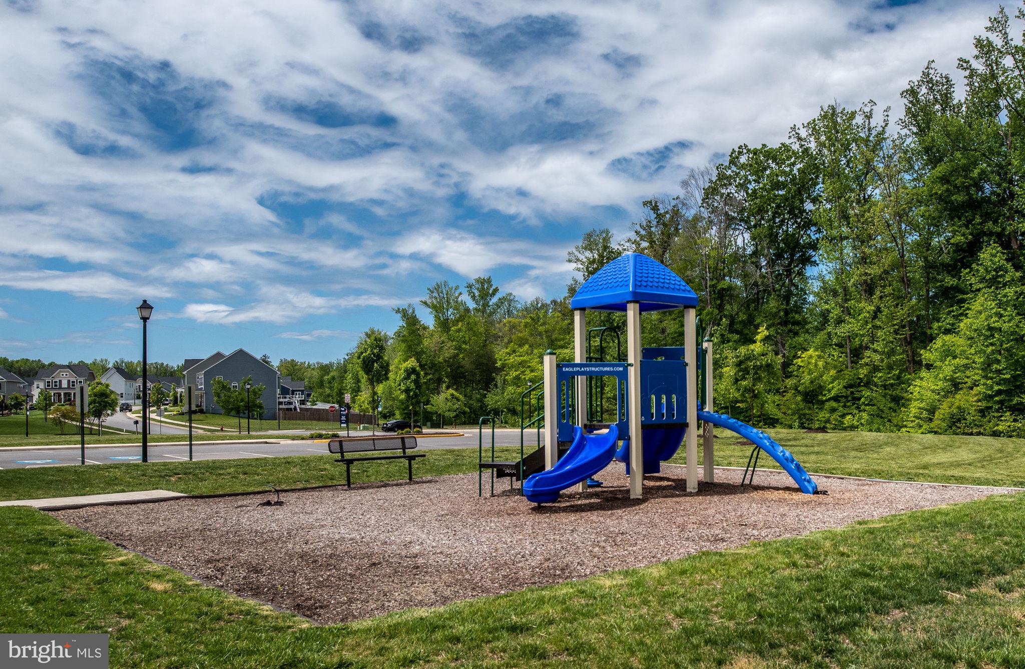 THE VILLAGE AT COURTHOUSE COMMONS - Residential