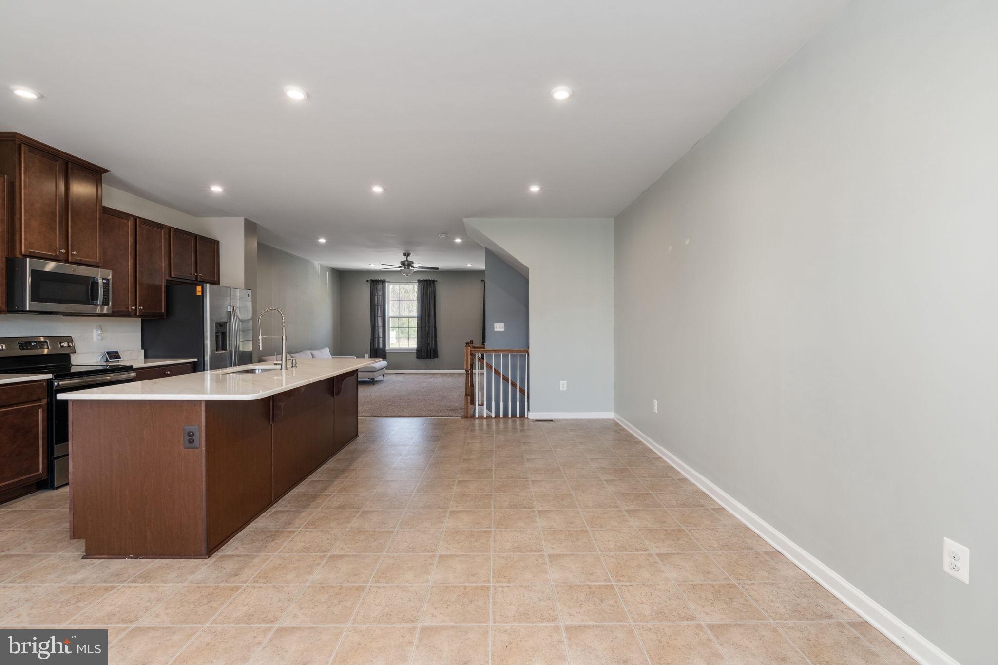 THE VILLAGE AT COURTHOUSE COMMONS - Residential