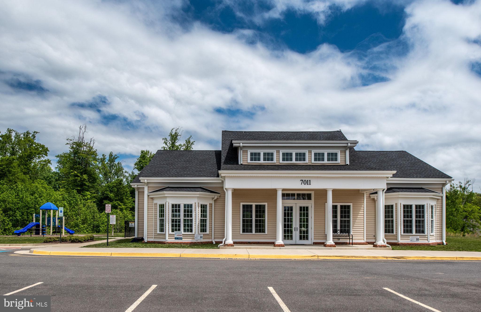 THE VILLAGE AT COURTHOUSE COMMONS - Residential