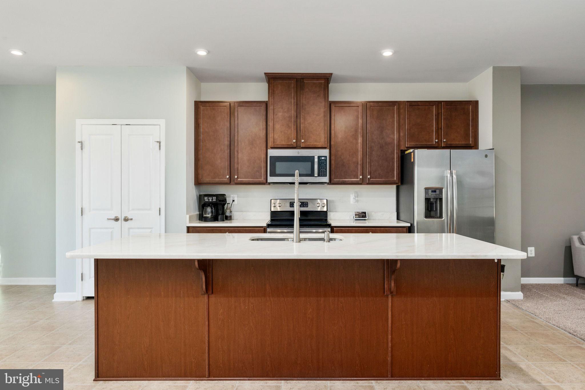 THE VILLAGE AT COURTHOUSE COMMONS - Residential