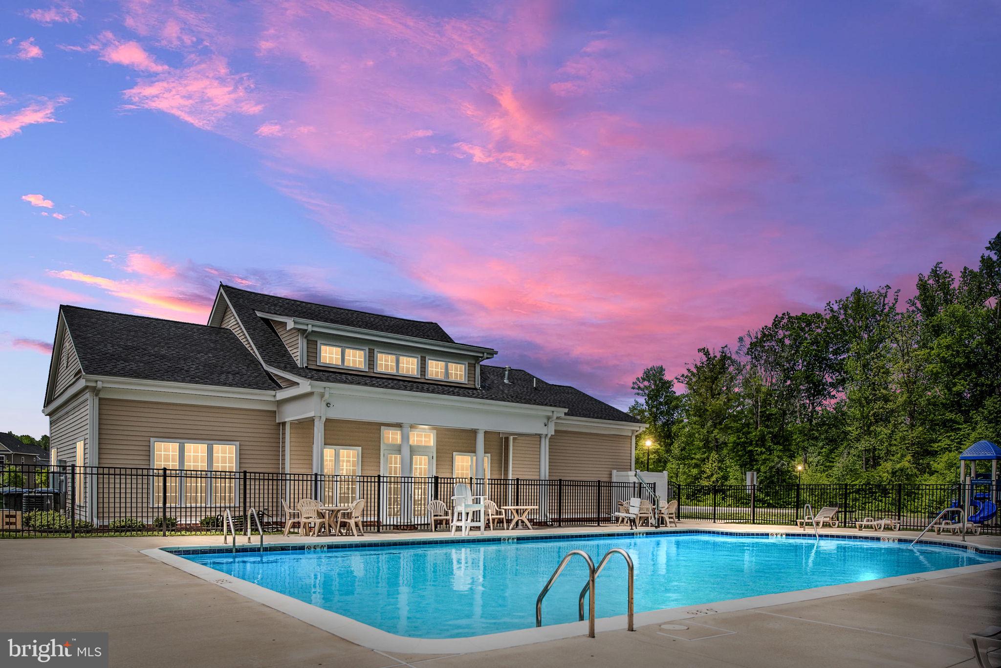 THE VILLAGE AT COURTHOUSE COMMONS - Residential