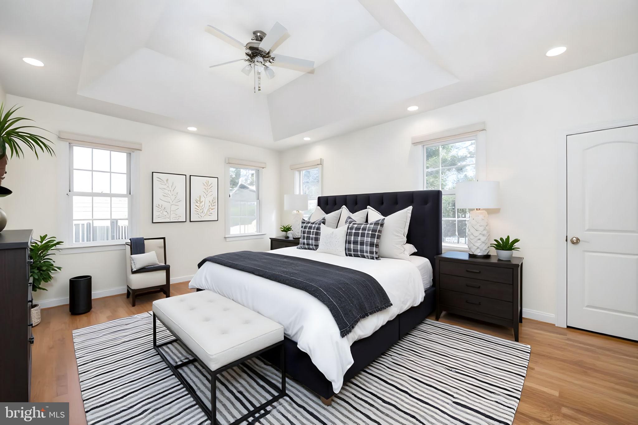 MONTCLAIR - Residential