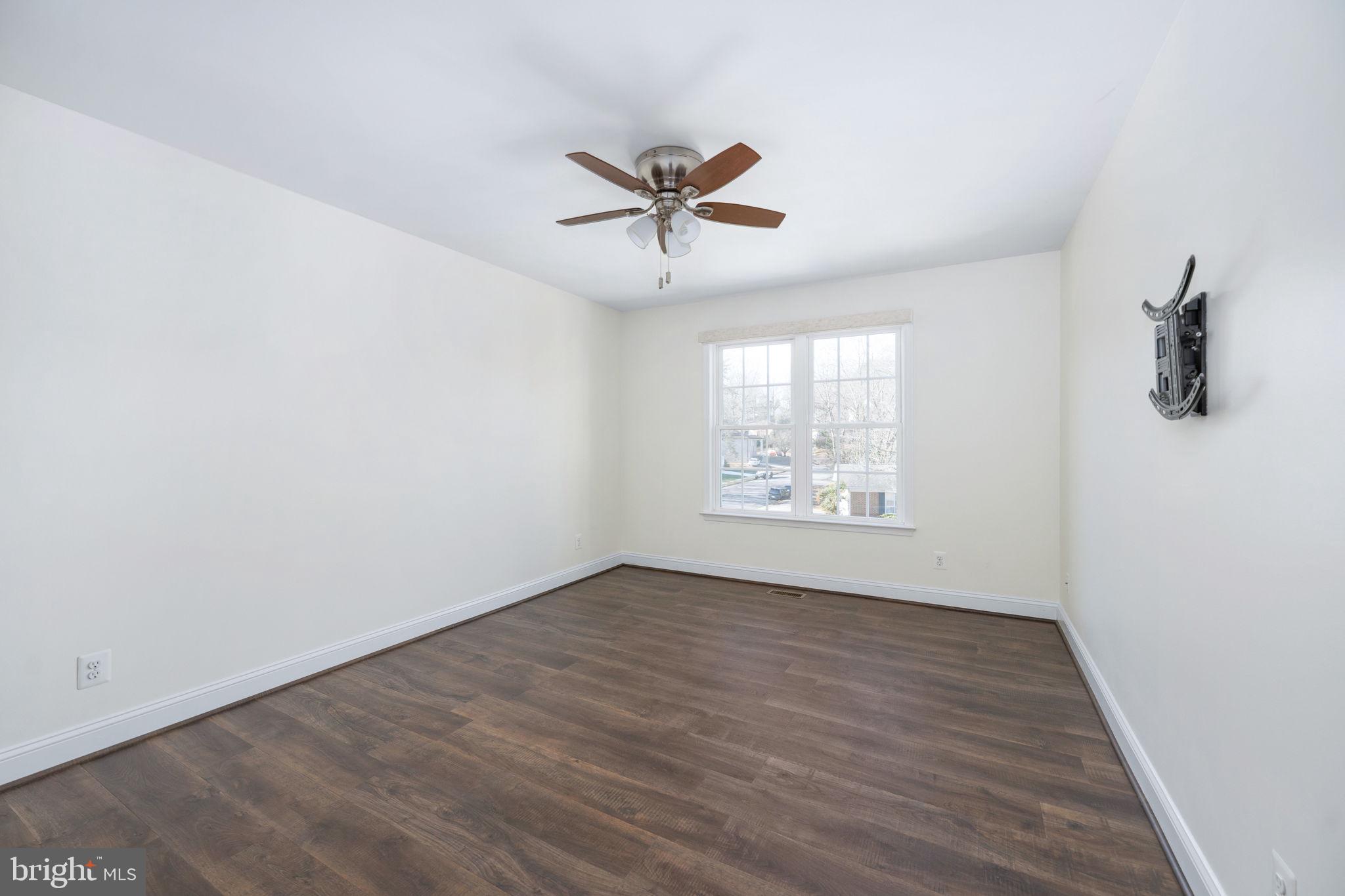 MONTCLAIR - Residential