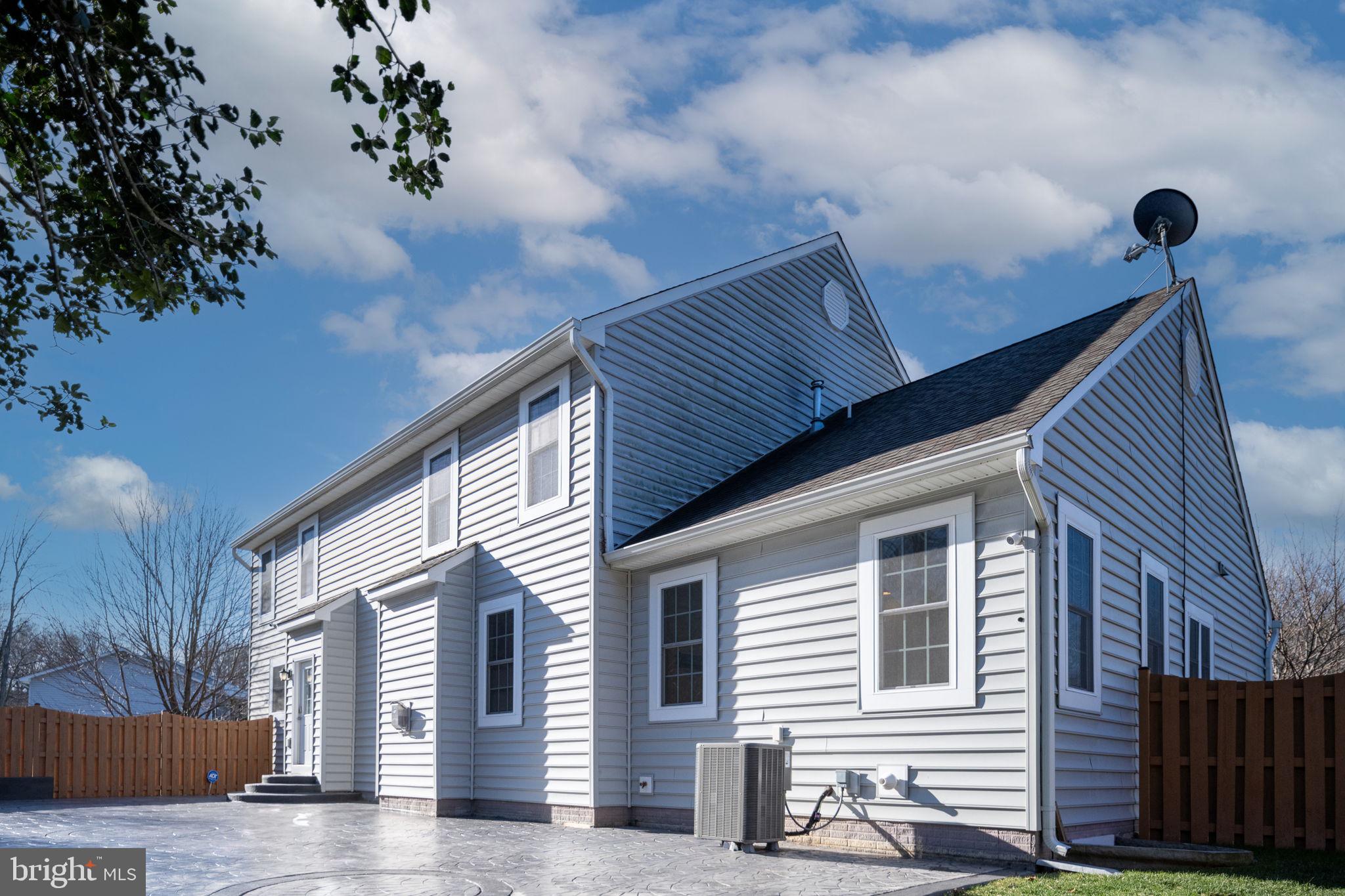 MONTCLAIR - Residential