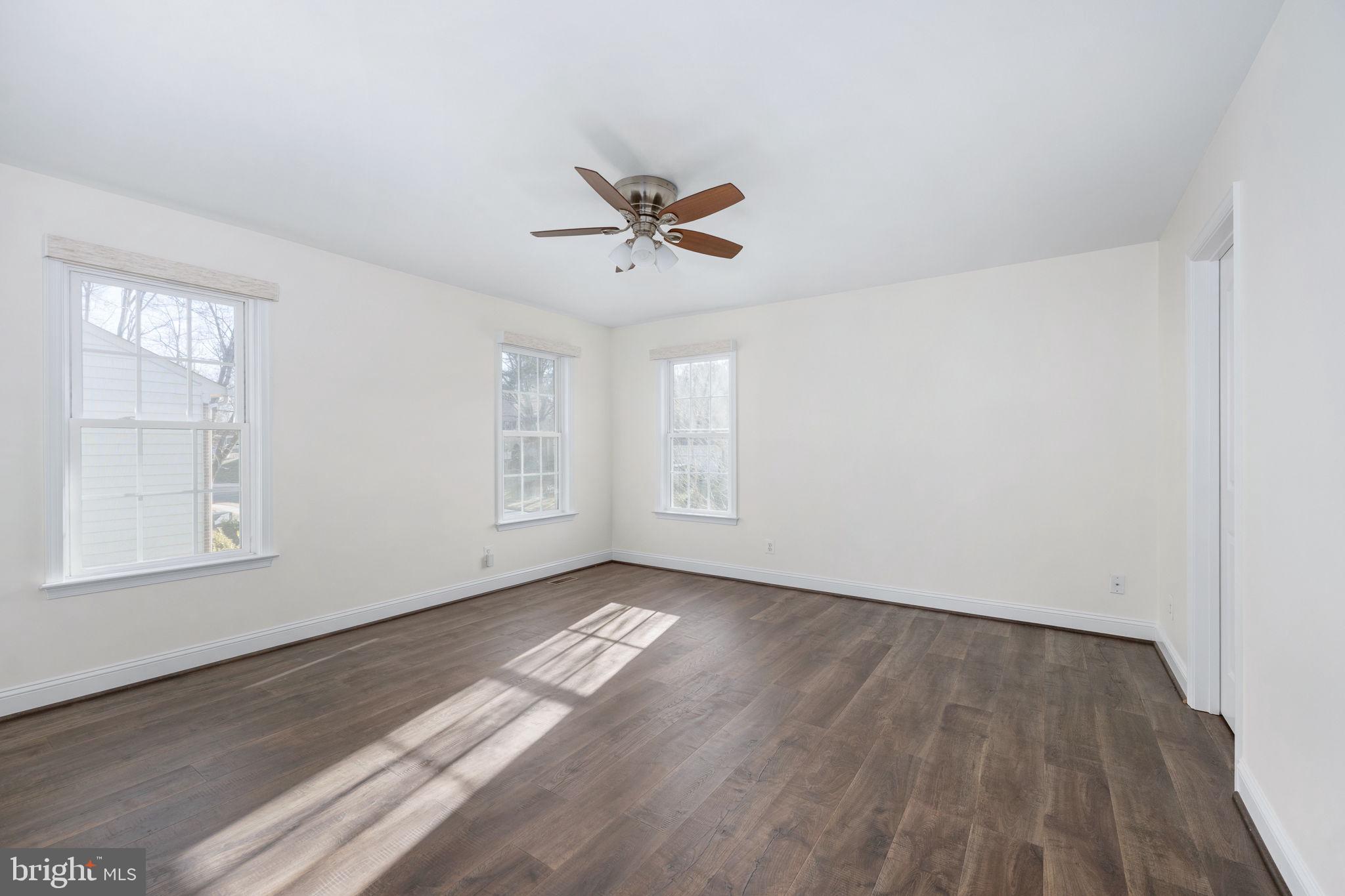 MONTCLAIR - Residential