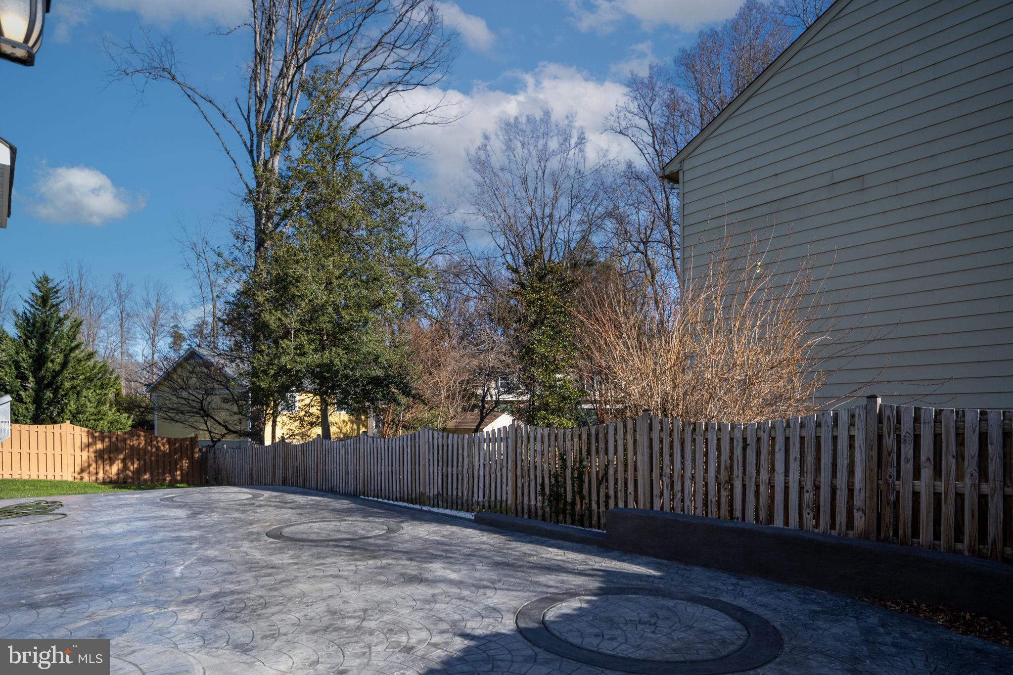 MONTCLAIR - Residential