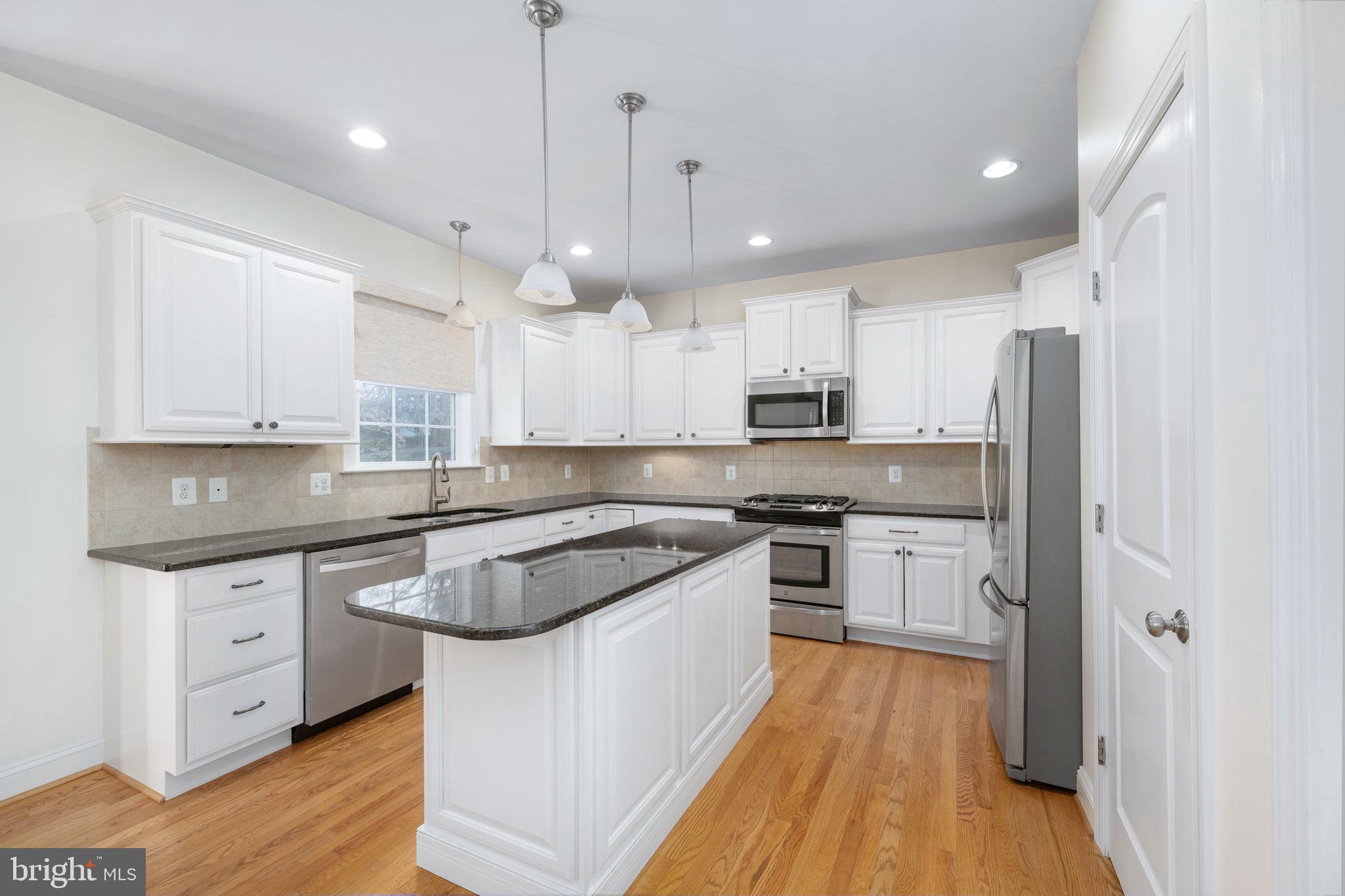 MONTCLAIR - Residential