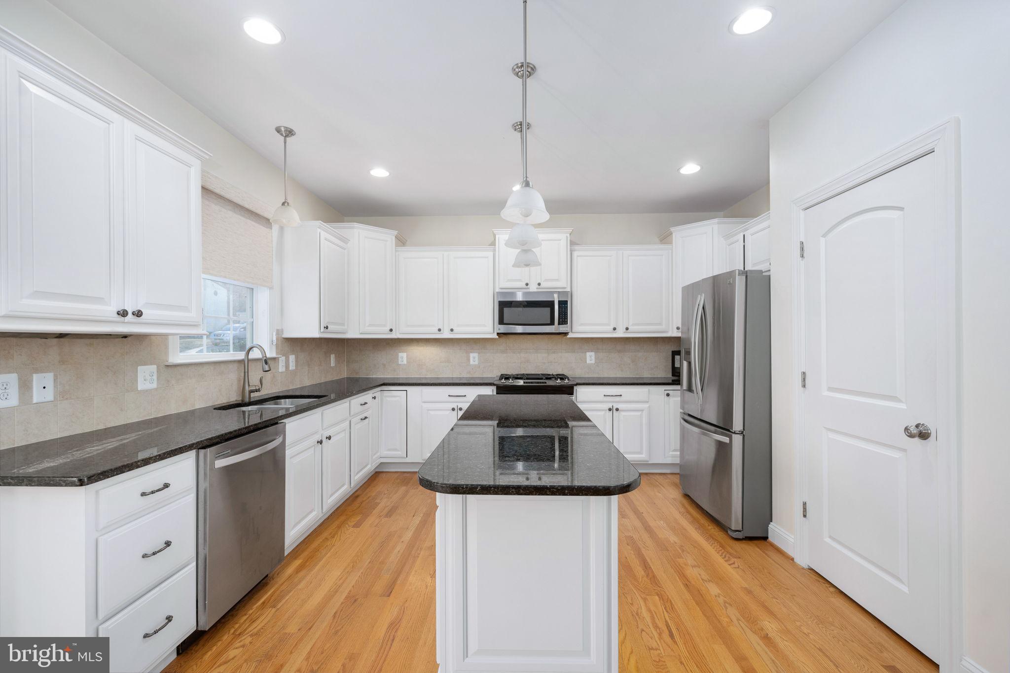 MONTCLAIR - Residential