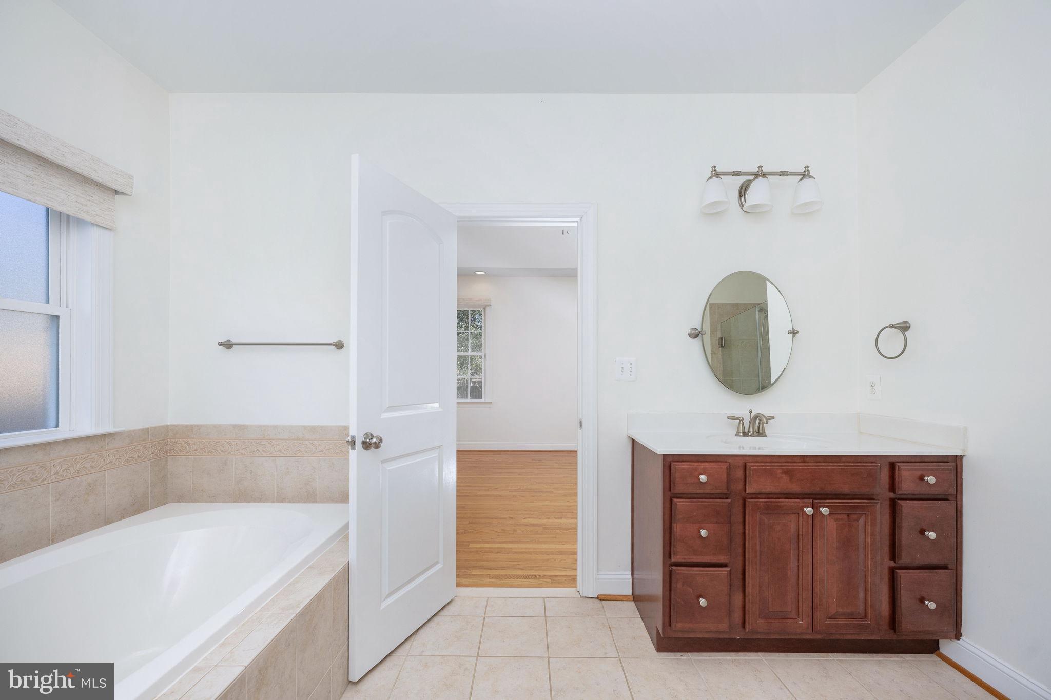 MONTCLAIR - Residential