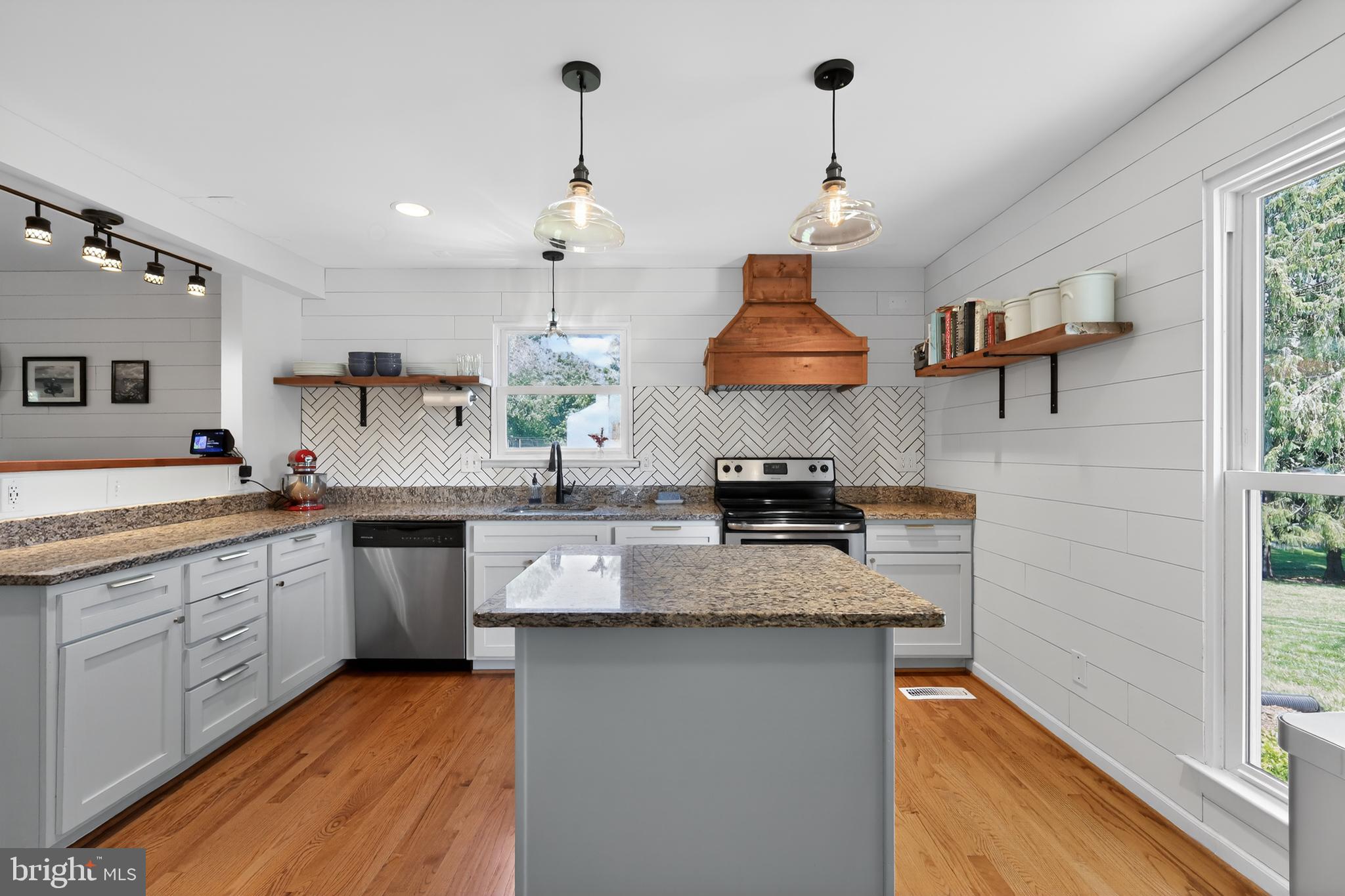 GOSHEN ESTATES - Residential