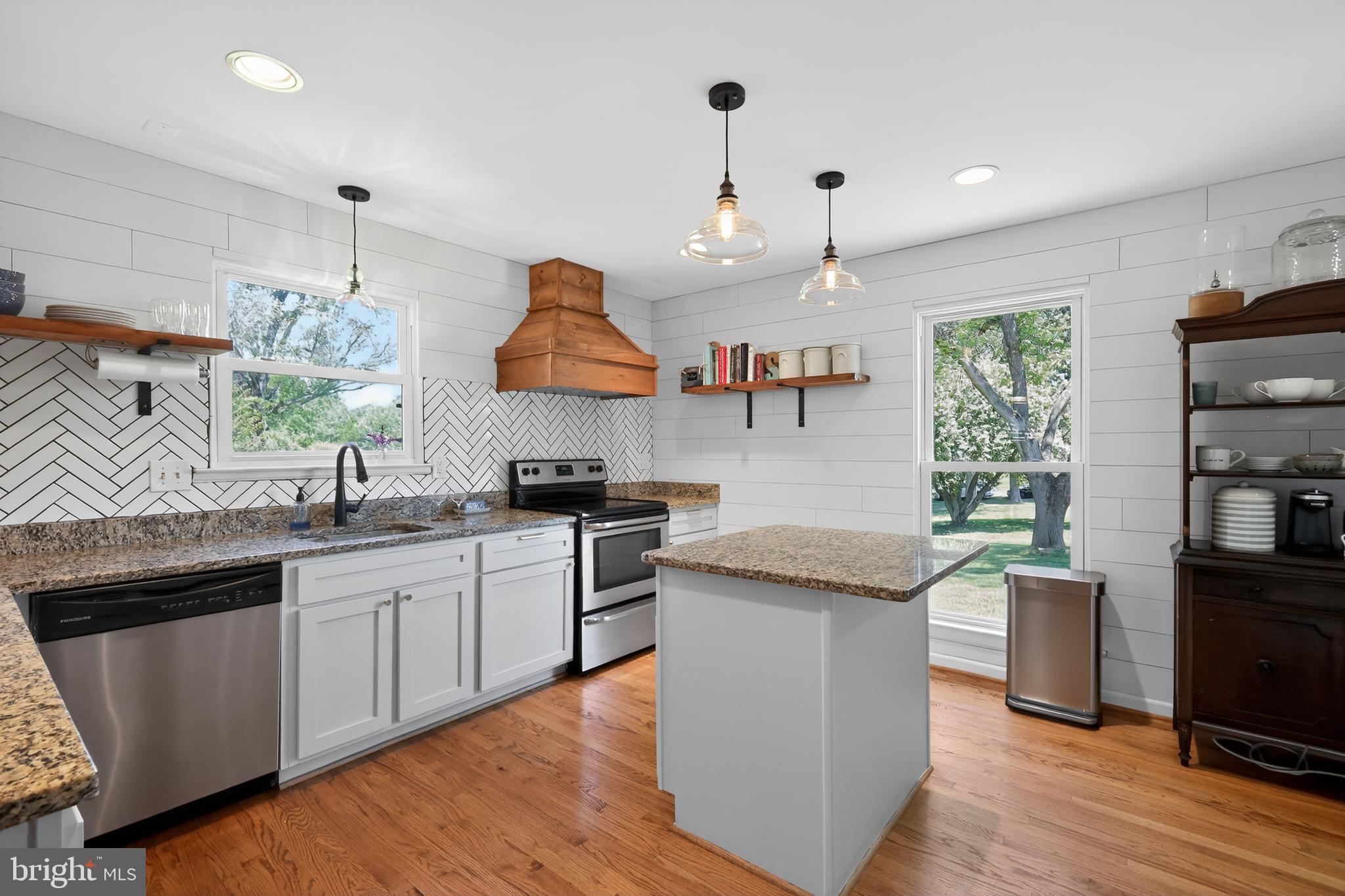 GOSHEN ESTATES - Residential