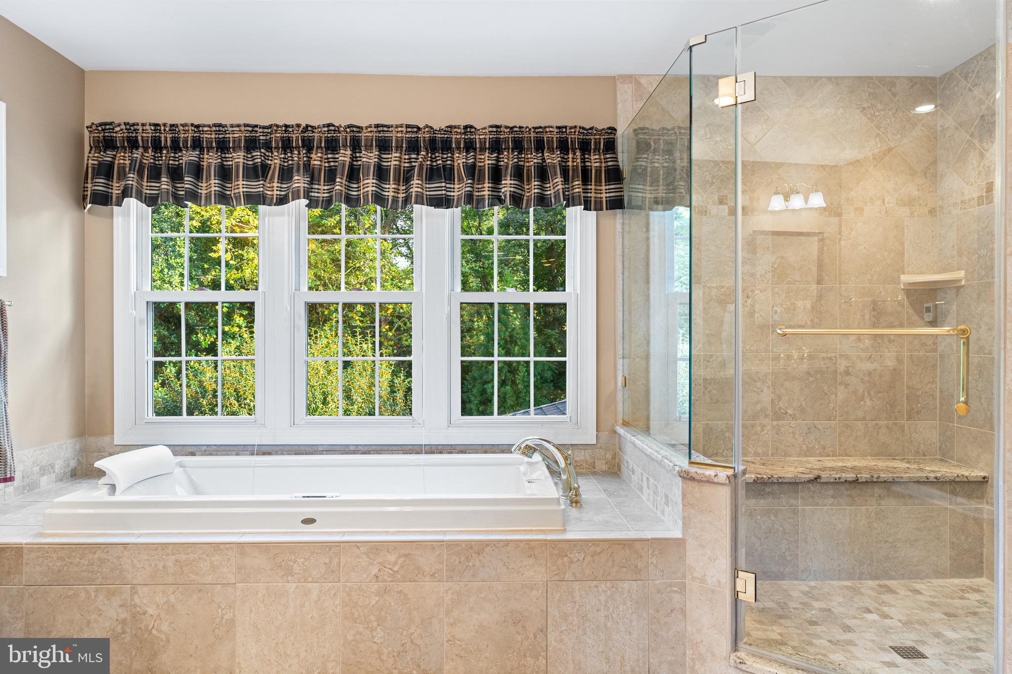 FULL CRY FARM - Residential