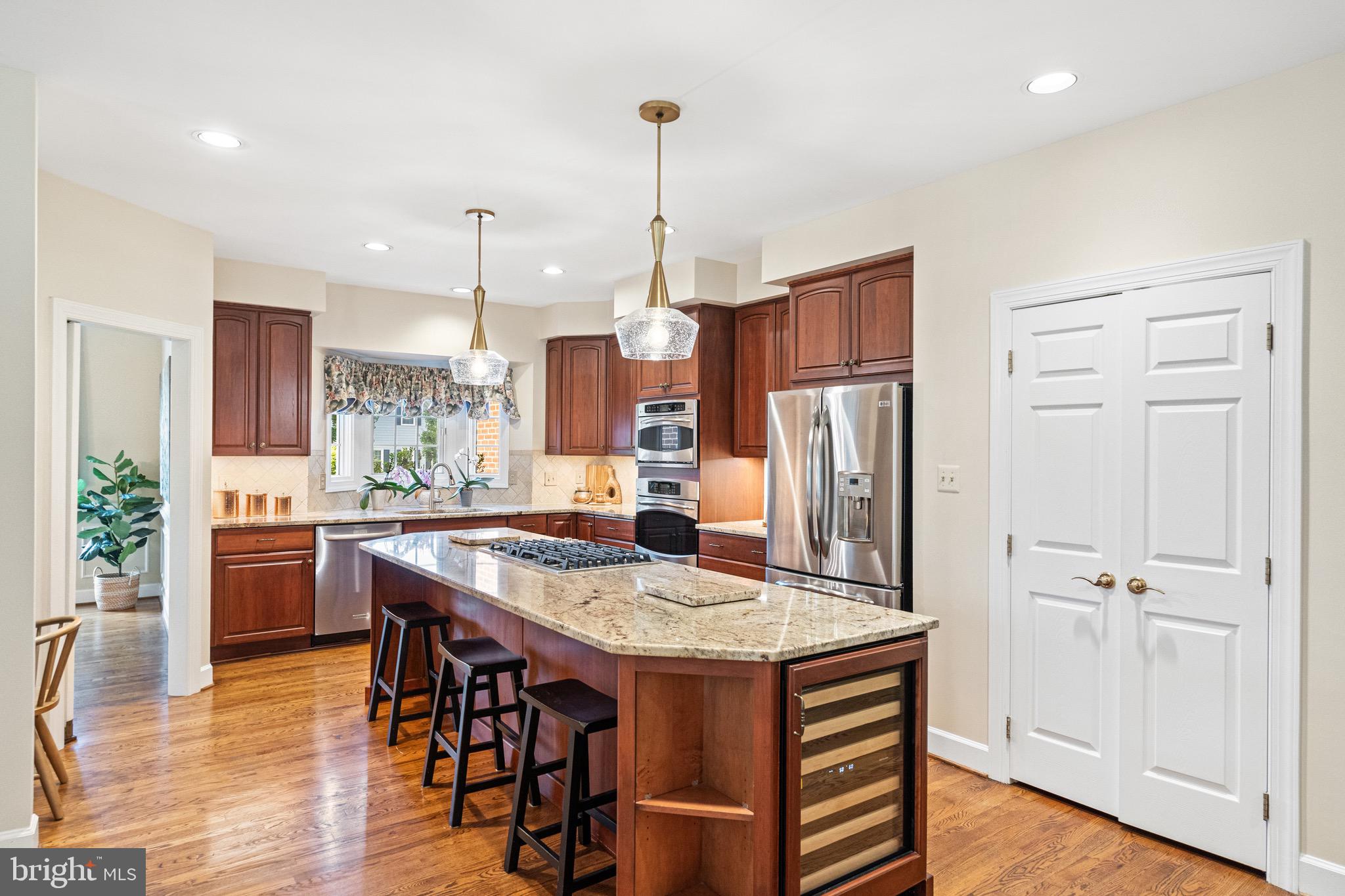 FULL CRY FARM - Residential