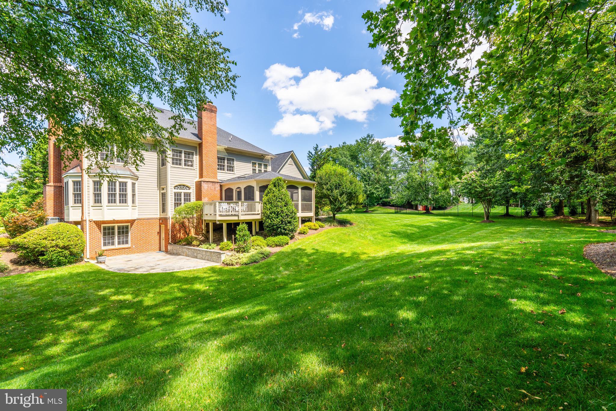 FULL CRY FARM - Residential