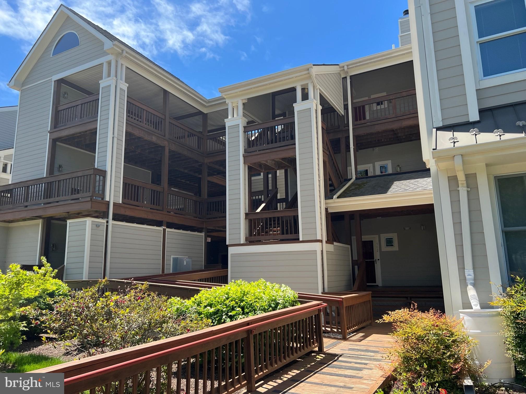 SOLOMONS LANDING - Residential