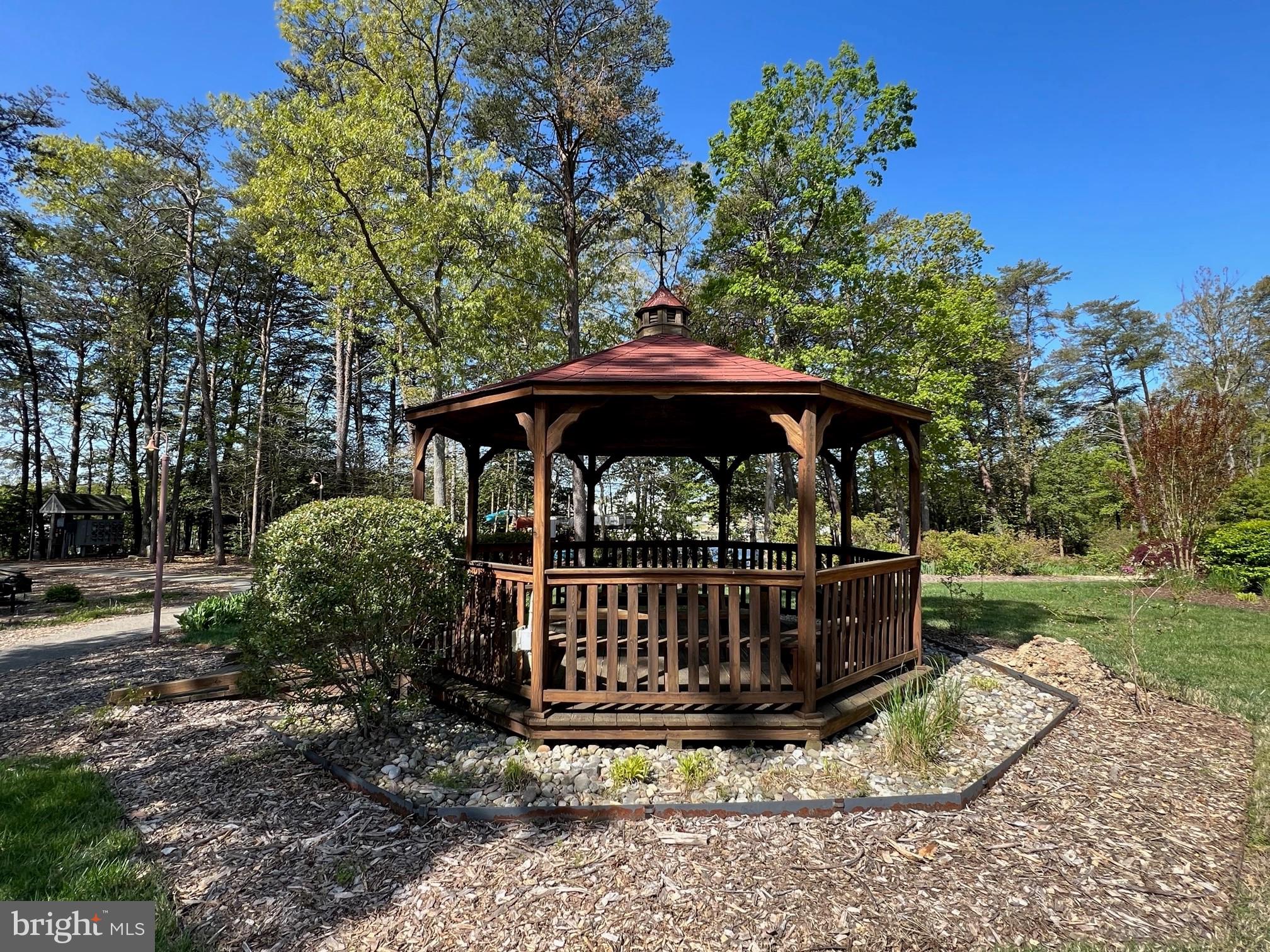 SOLOMONS LANDING - Residential