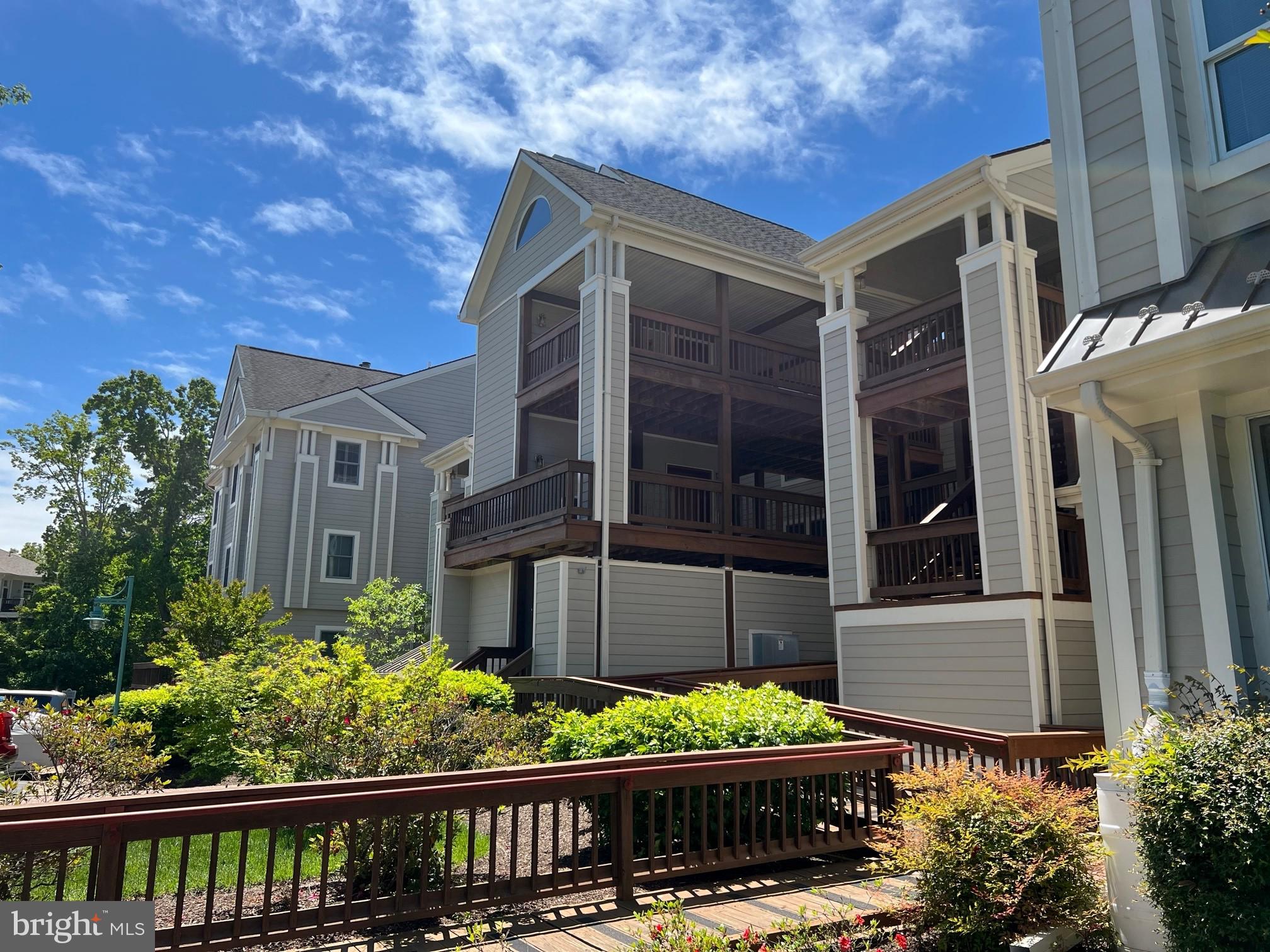 SOLOMONS LANDING - Residential