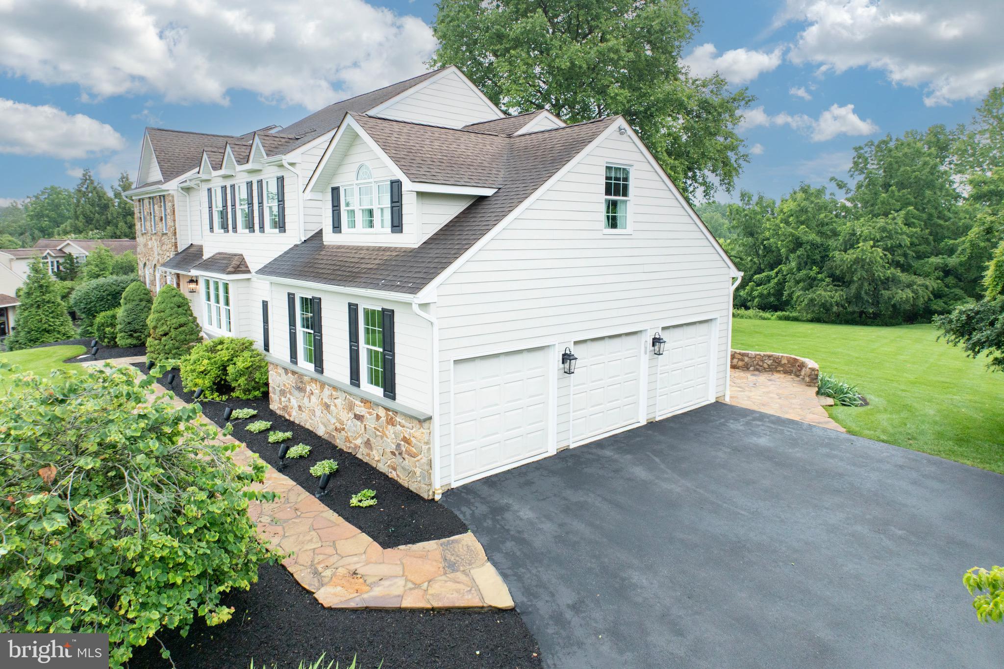 FAIRFIELDS - Residential