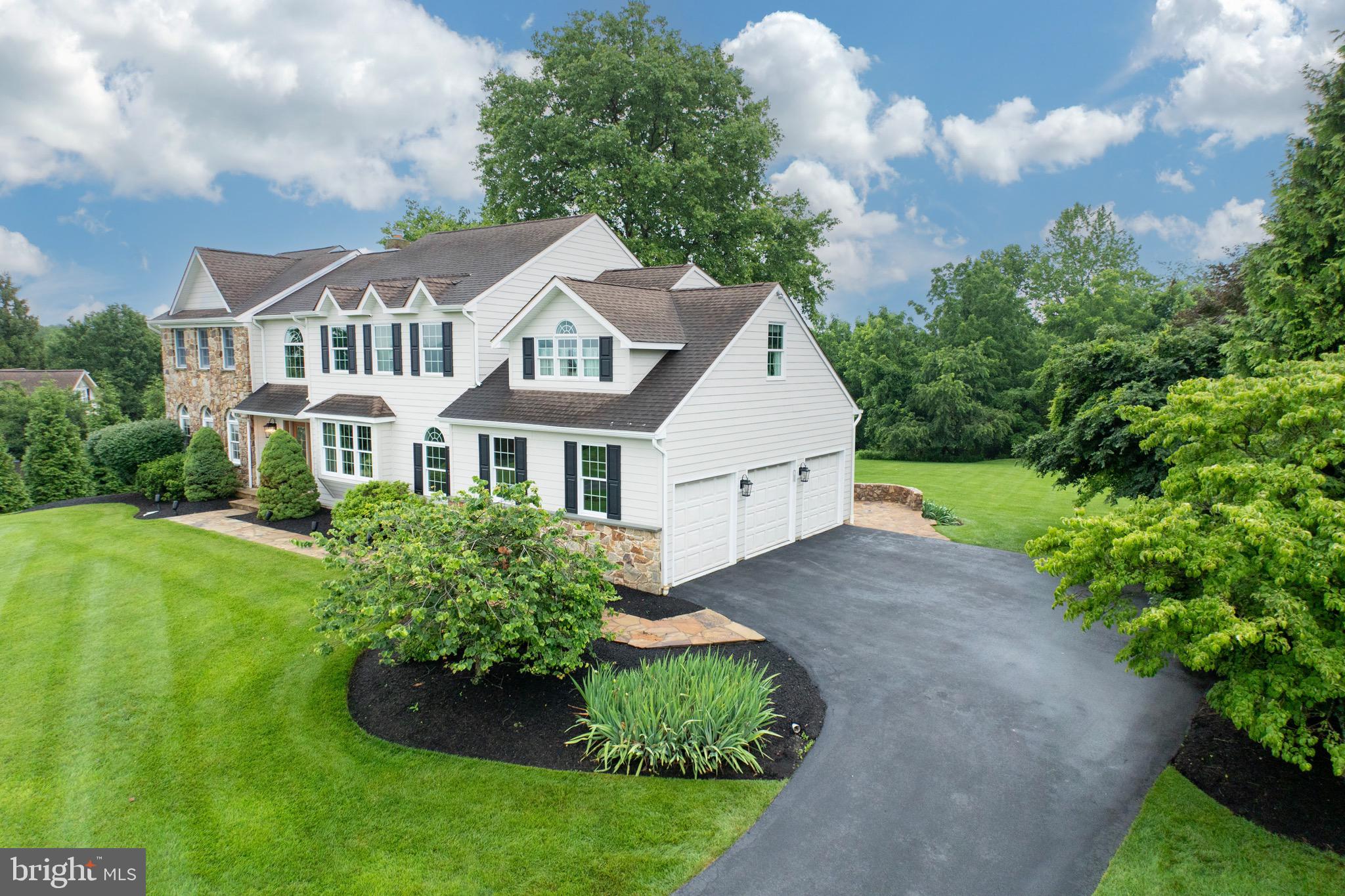 69 FAIRFIELD LANE