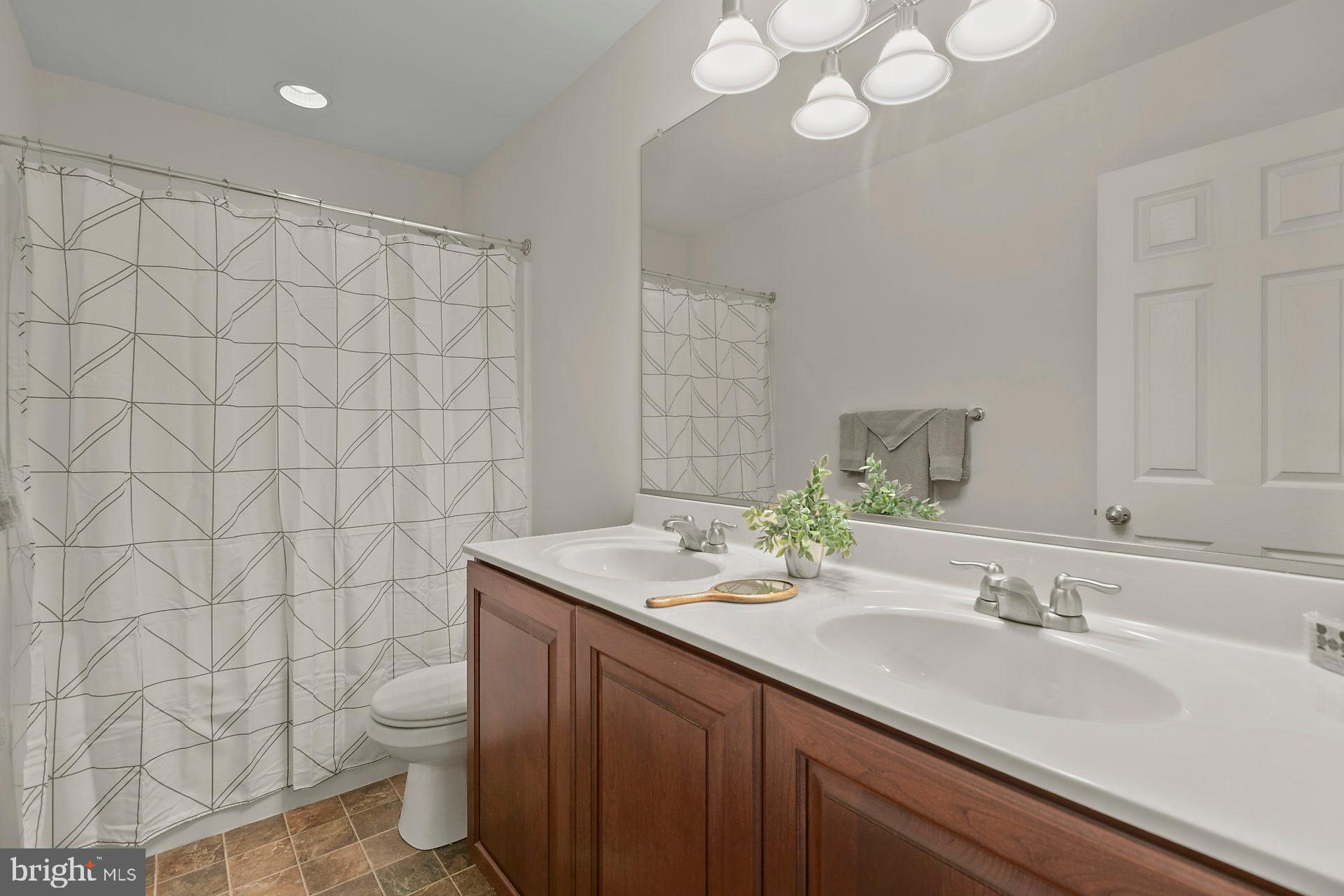 PRINCE FREDERICK CROSSING - Residential