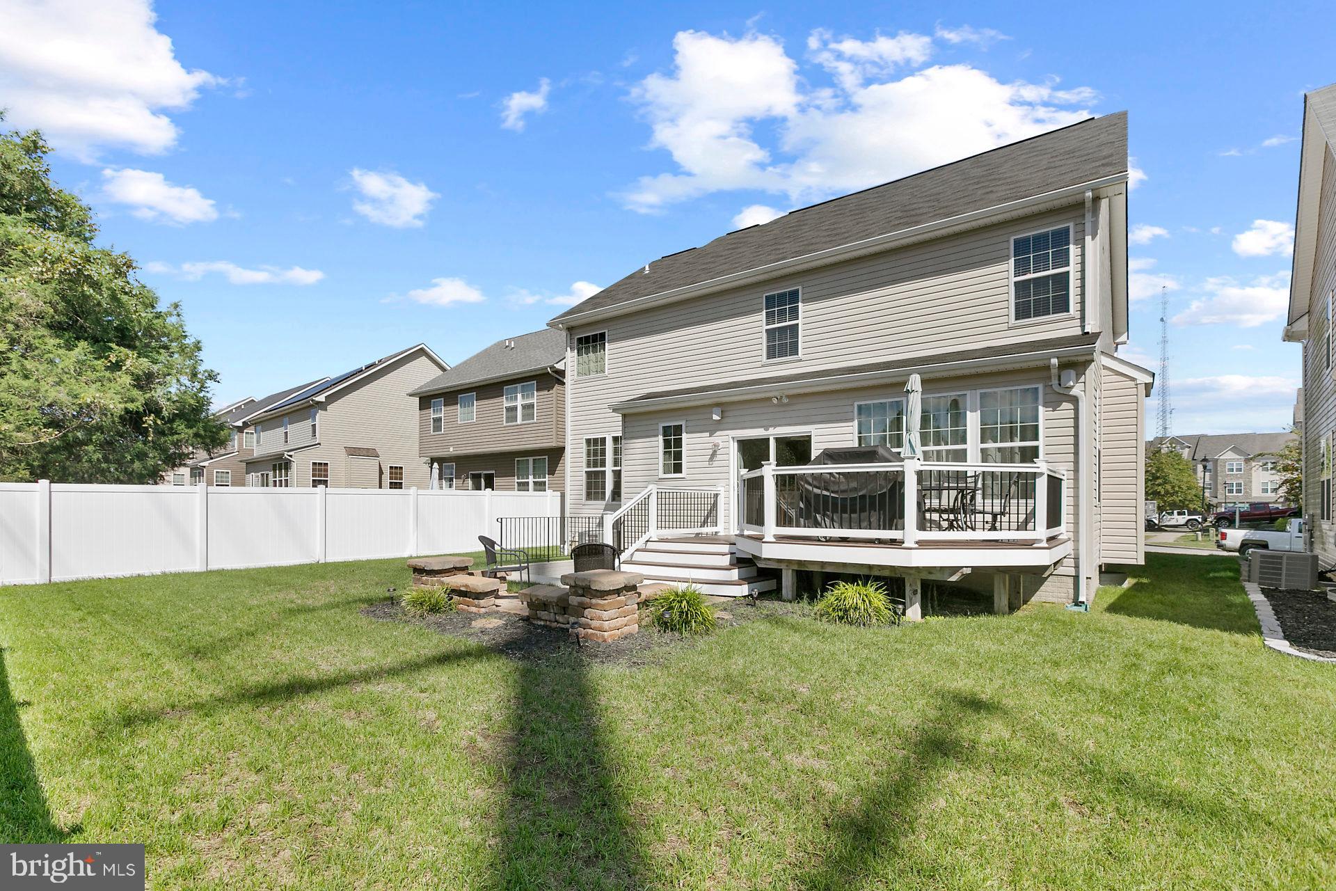 PRINCE FREDERICK CROSSING - Residential