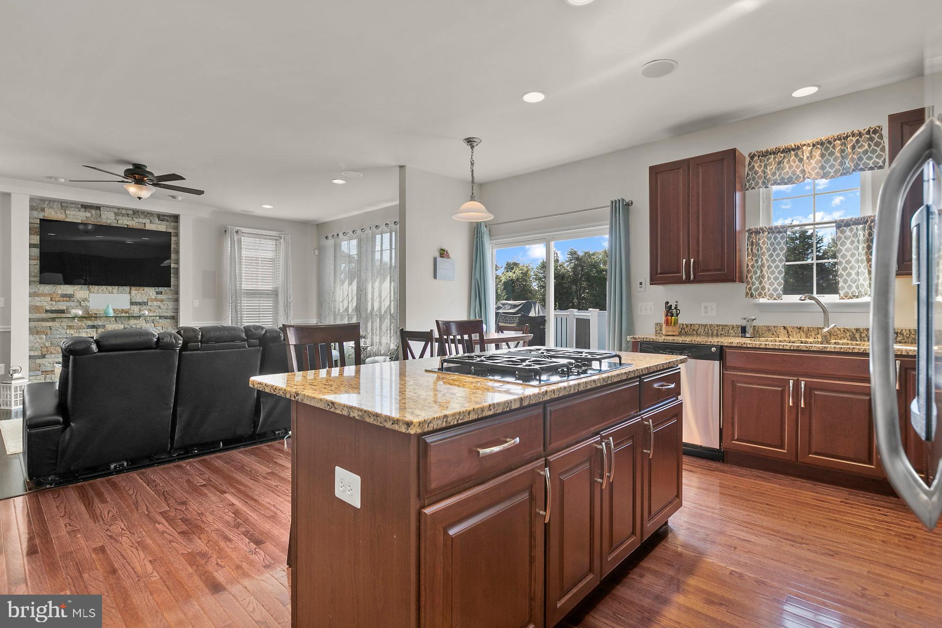 PRINCE FREDERICK CROSSING - Residential