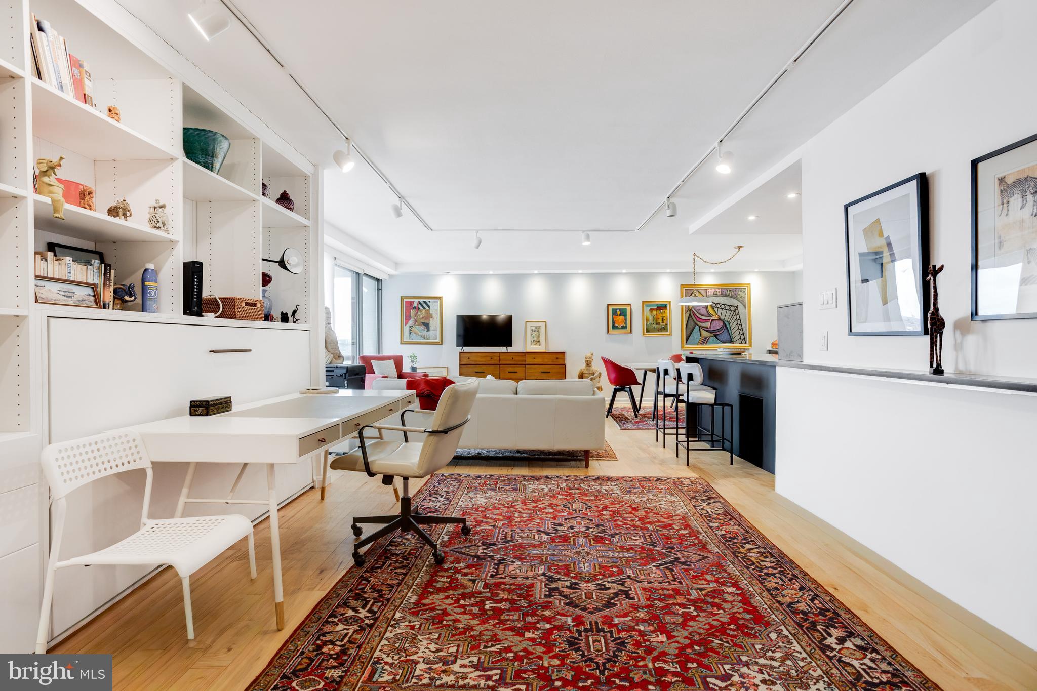 FAIRMOUNT - Residential