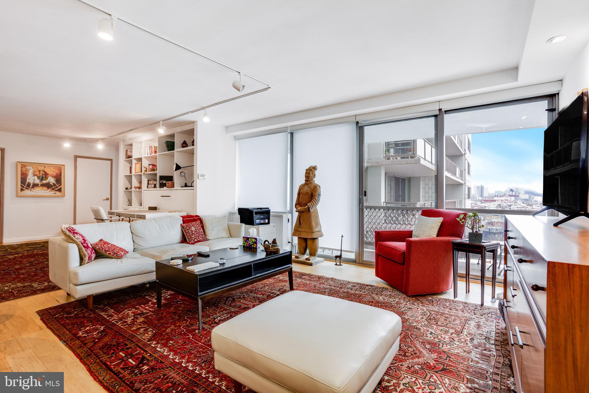 FAIRMOUNT - Residential