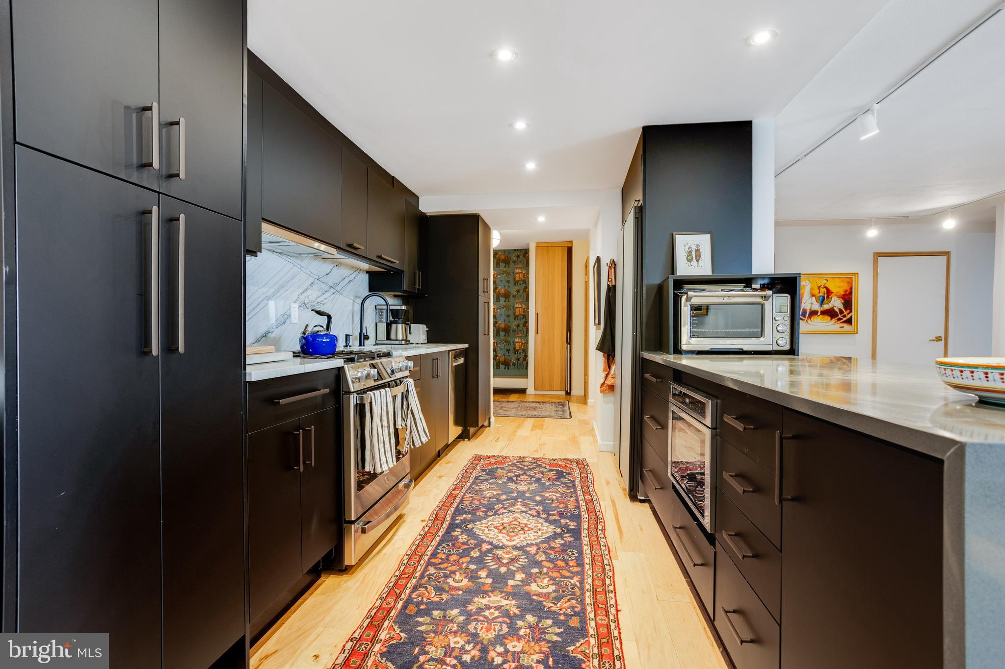 FAIRMOUNT - Residential