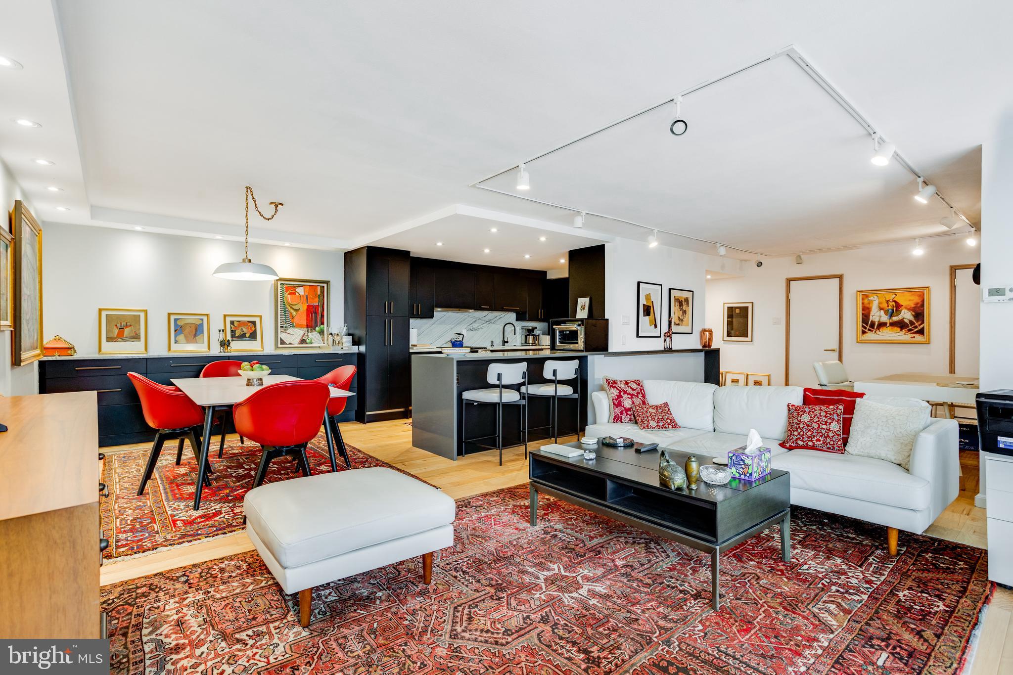 FAIRMOUNT - Residential