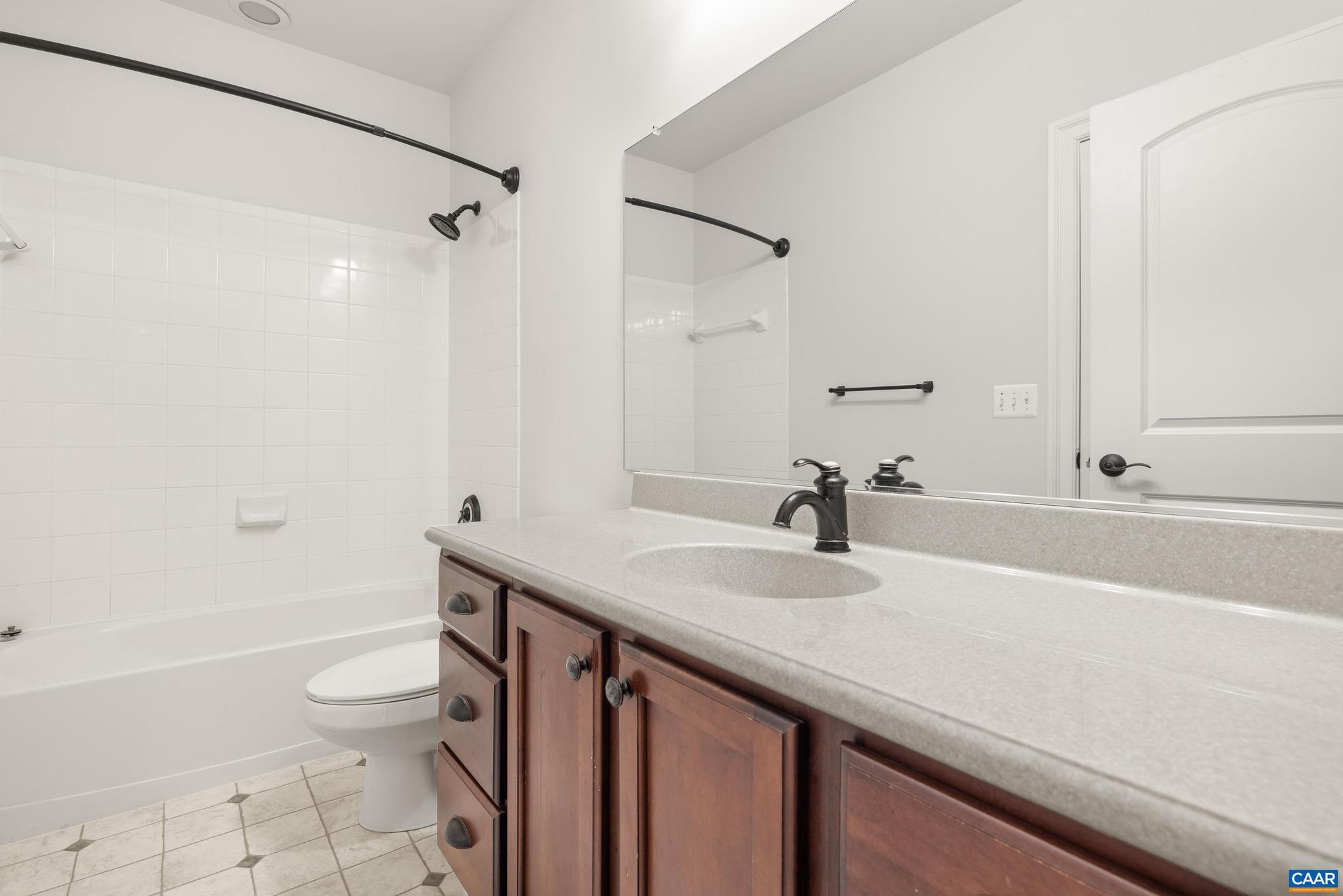 SPRING CREEK - Residential