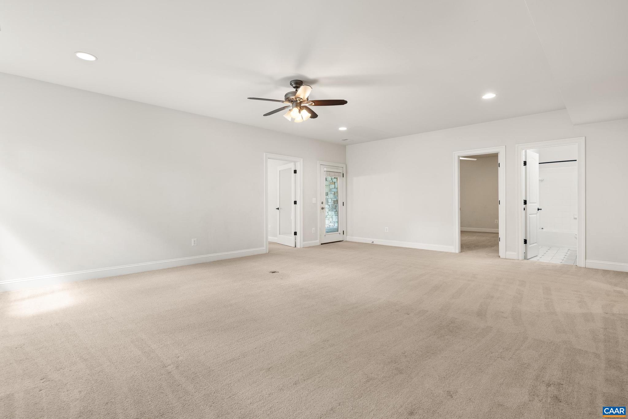 SPRING CREEK - Residential