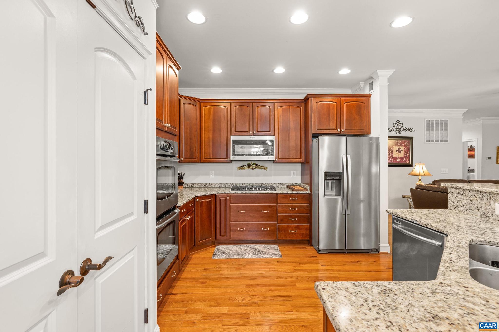 SPRING CREEK - Residential